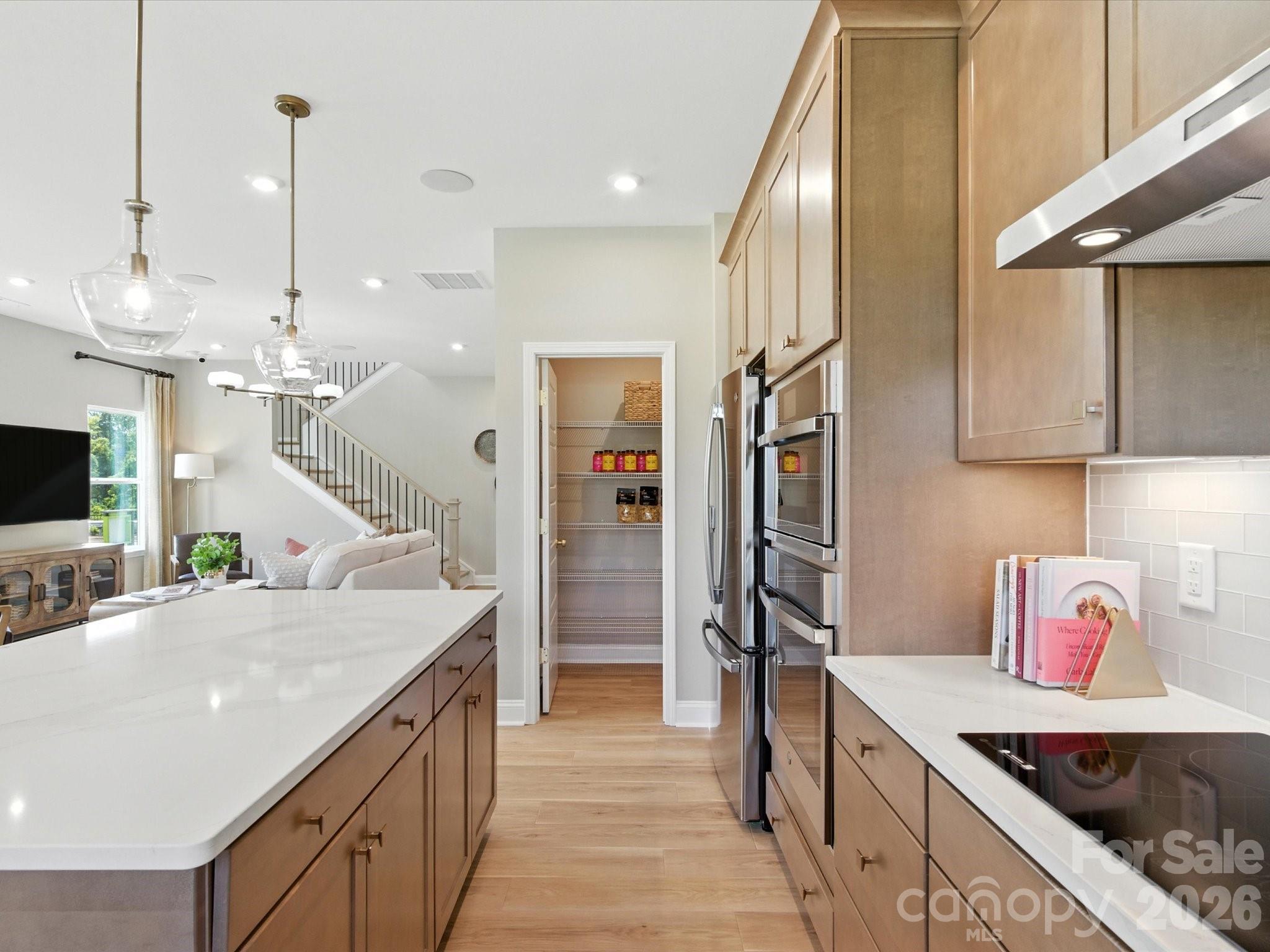 Ellis Townes - Residential