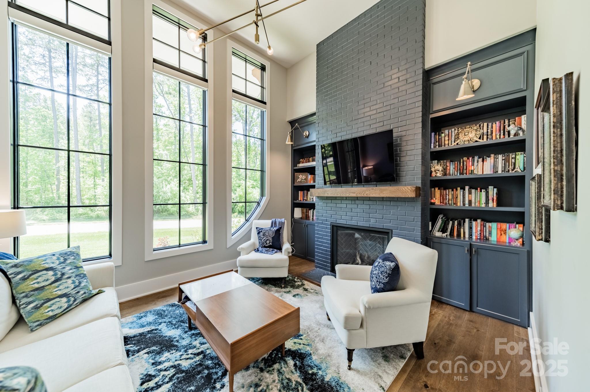 Narrow Passage - Residential