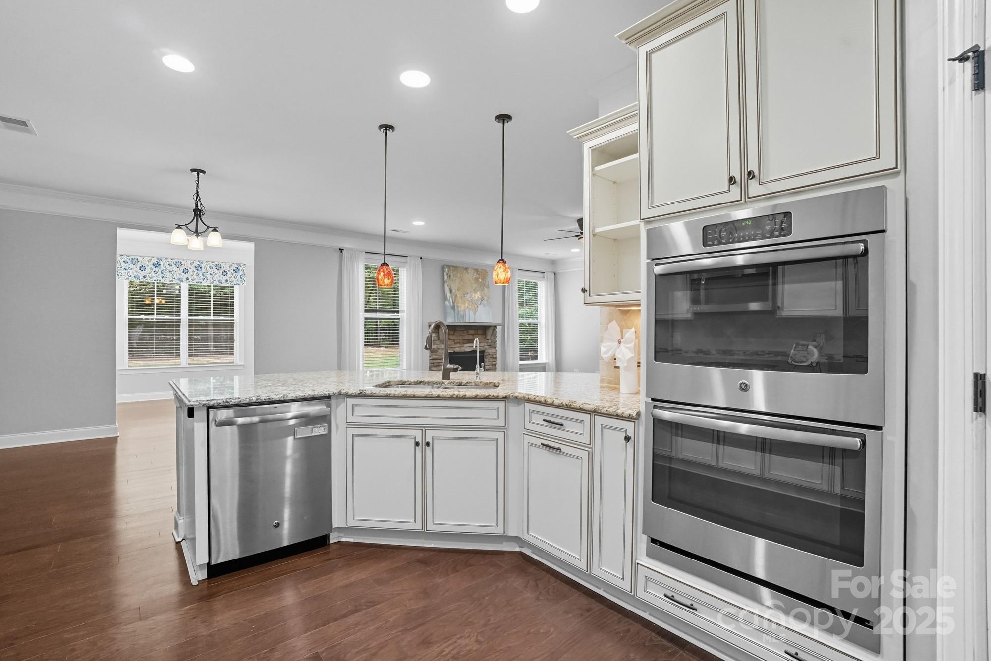 Lake Ridge - Residential