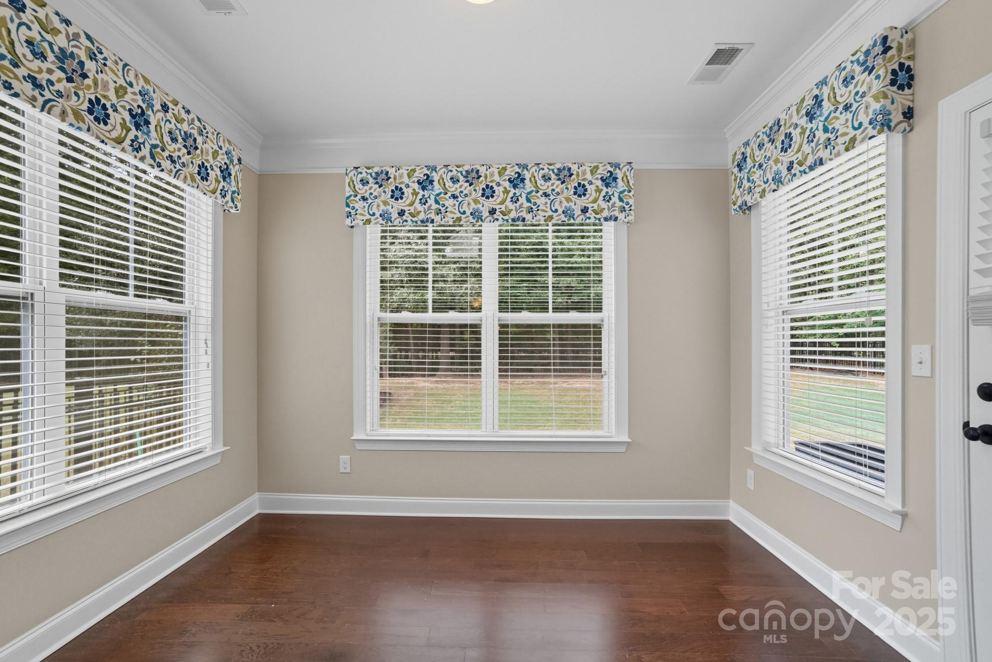 Lake Ridge - Residential