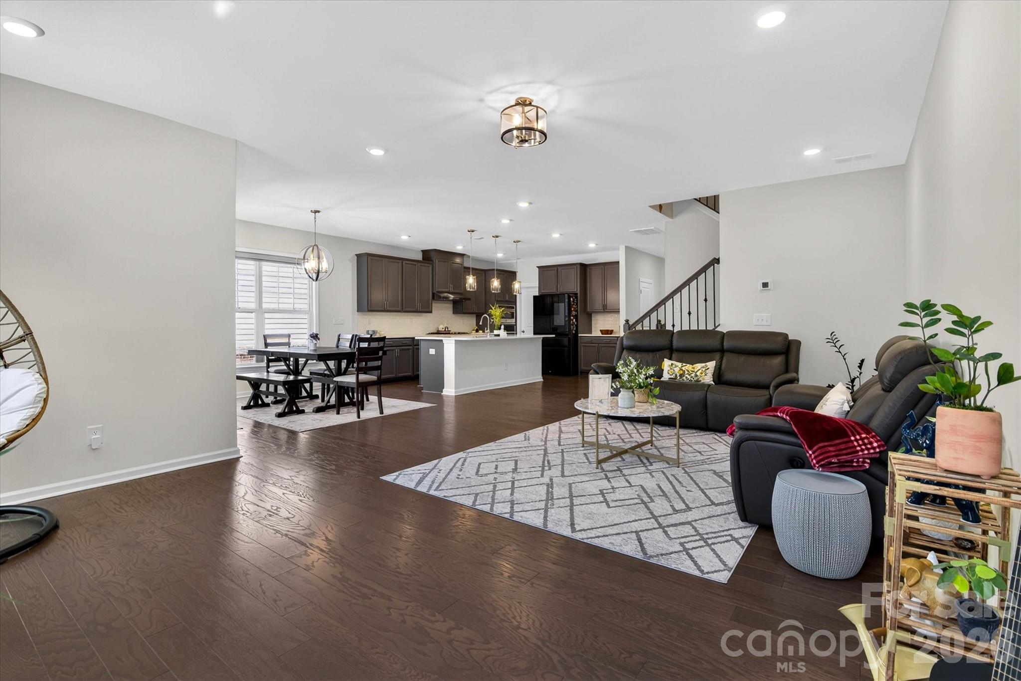 Poplin Grove - Residential
