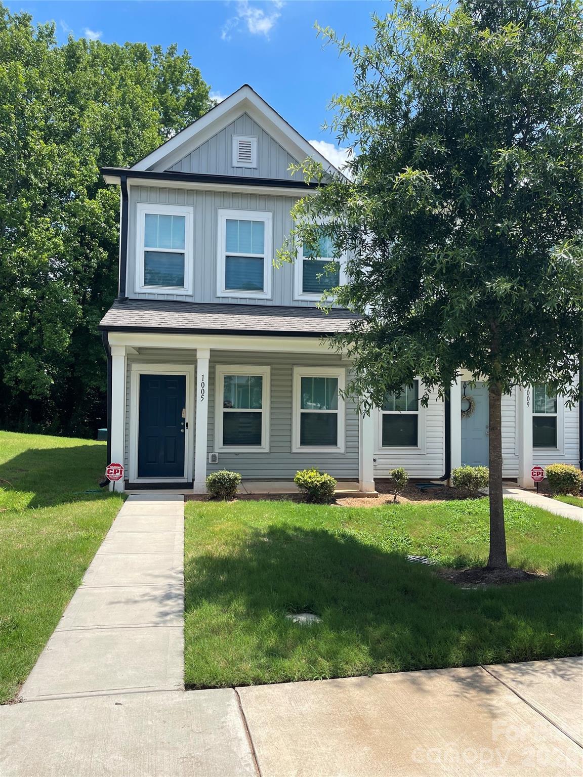 Citiside Plaza Walk Townhomes - Residential