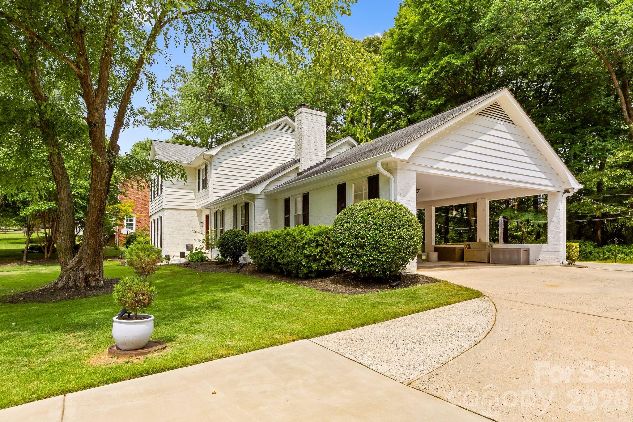 Lansdowne - Residential