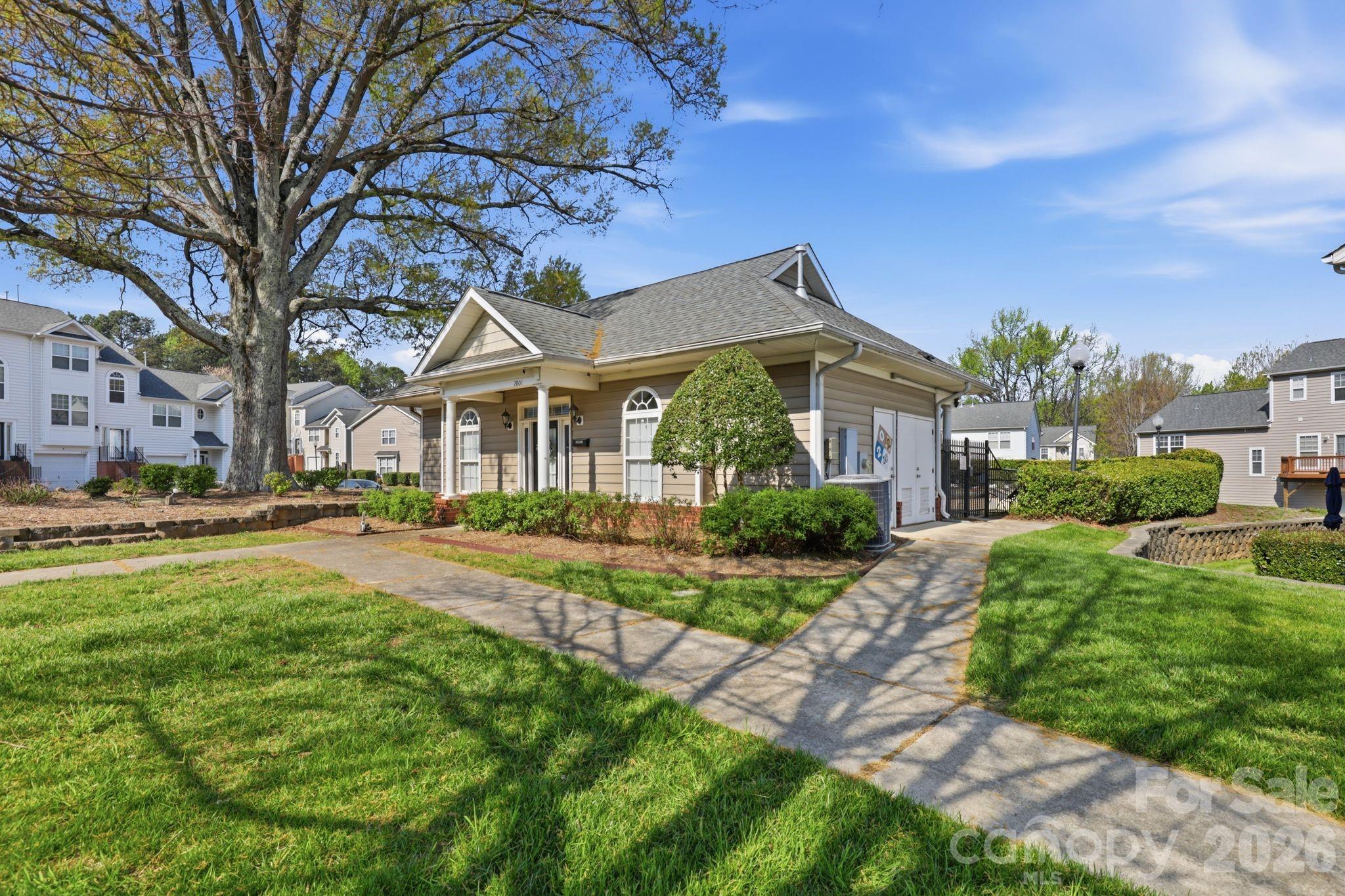 Avalon at Mallard Creek - Residential