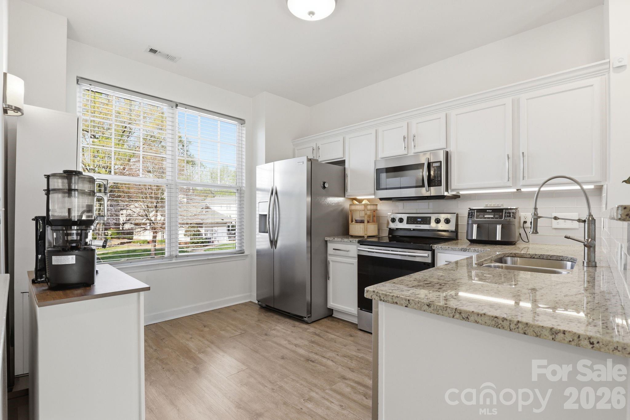 Avalon at Mallard Creek - Residential