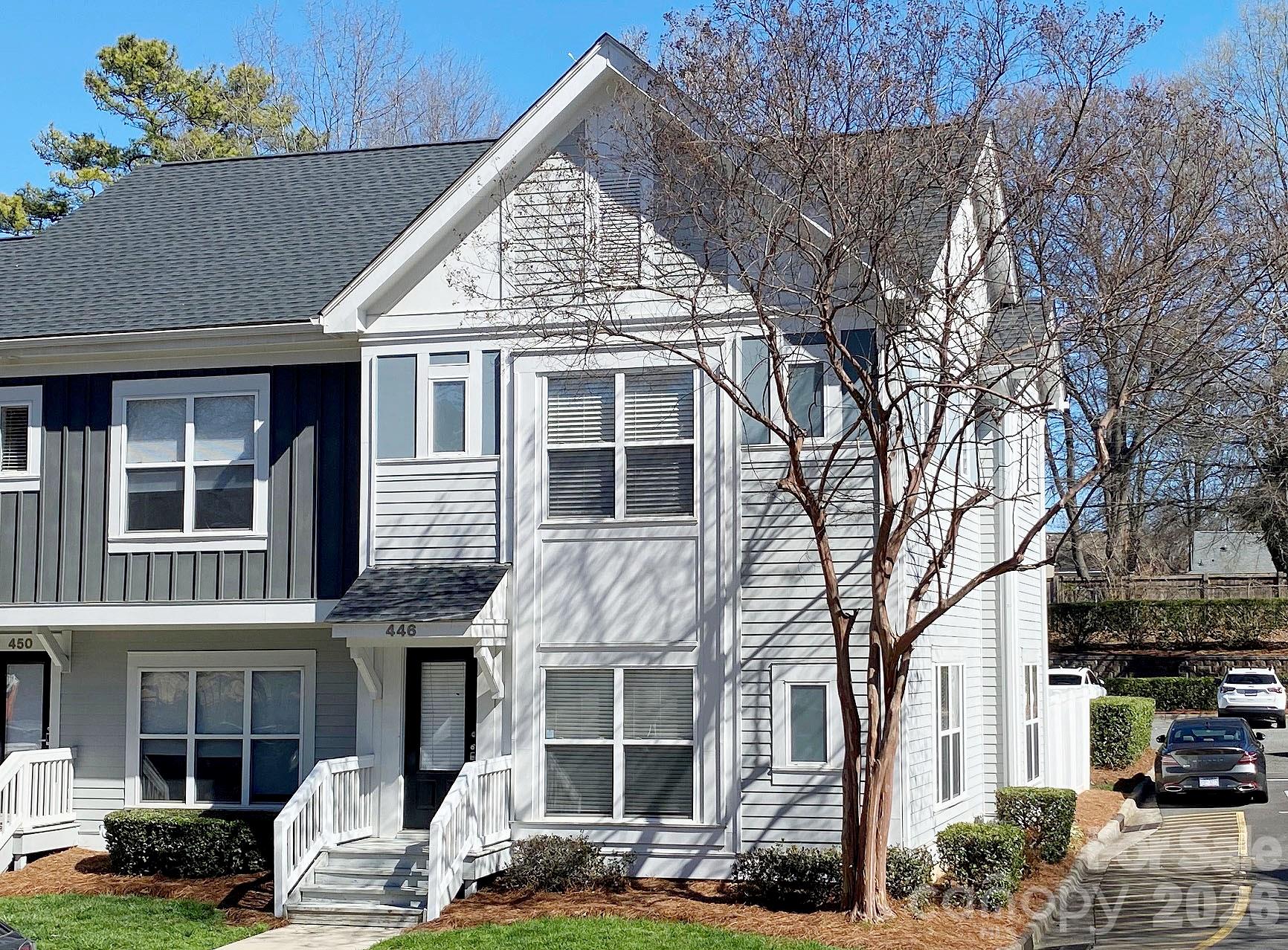 Completely renovated in Spring 2024, this end unit townhouse is in the heart of highly desirable Southend. Located within easy walking distance to bars/breweries, dining, shopping, and 2 grocery stores. Only 3 blocks to the East/West light rail stop to get to uptown, NoDa, or University area. 22x20 private fenced patio with high-end turf grass perfect for buyers with pets. Look in the additional documents for a list of TONS of upcoming real estate projects within .75 miles of Wilmore Walk