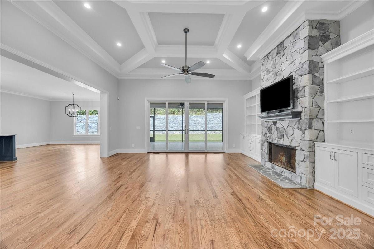 Chestnut Pond - Residential