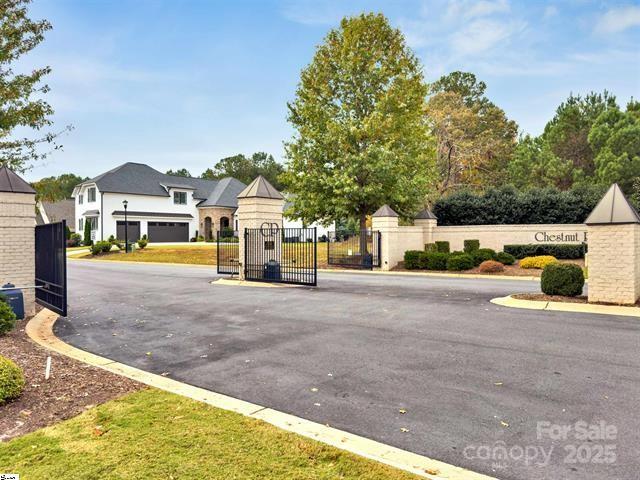 Chestnut Pond - Residential