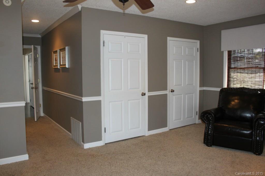 Black Horse Run - Residential