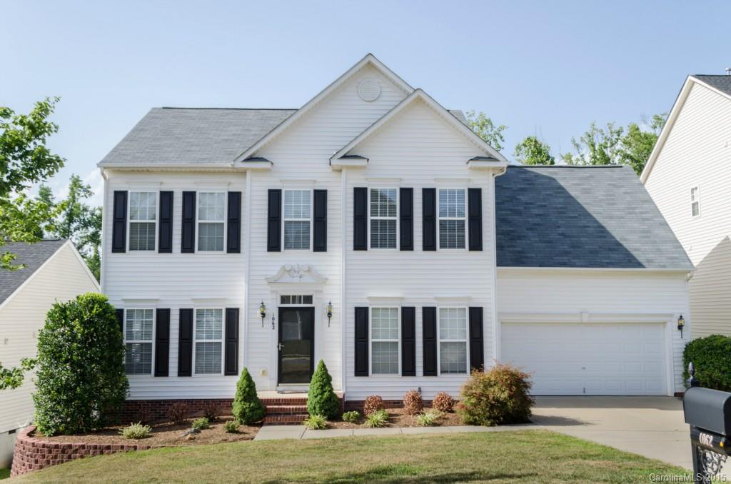 Freshly painted 7/12/15 is this wonderful & hard to find finished basement home in a pool community with over 3500 HSF. New Dual HAVC systems 2005. New roof 2014. Light bright & open plan. Large Kitchen w/center Island & granite counters. Formal Dining, Great Rm w/fireplace, sunroom, hardwood floors in 60% of the home including master Bedrm. Masbth has separate Jacuzzi tub & custom tile shower. Wooded & private yard. Close to everything. Low SC taxes. New High tech Harrisburg Elementary School.