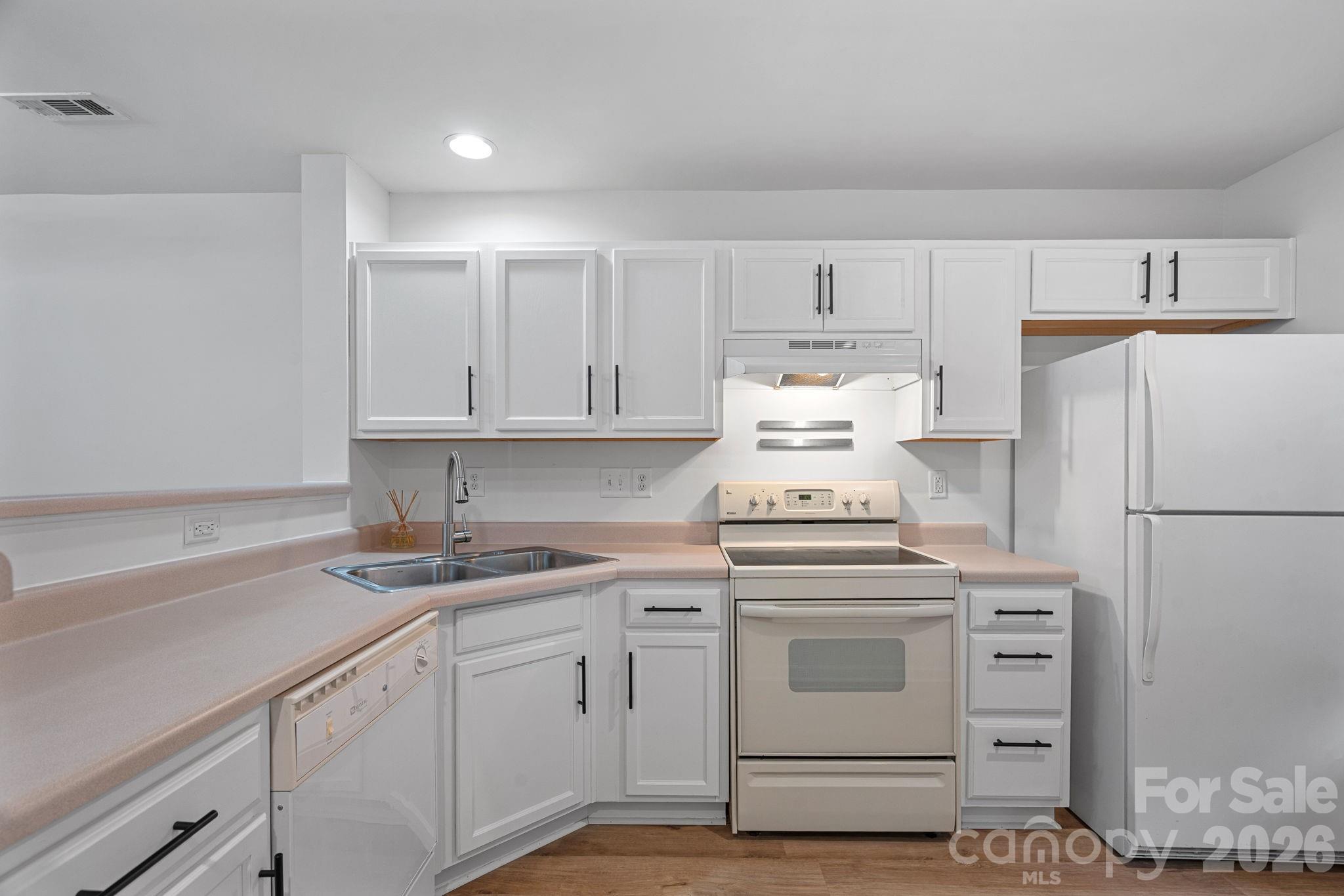 Holly Ridge - Residential