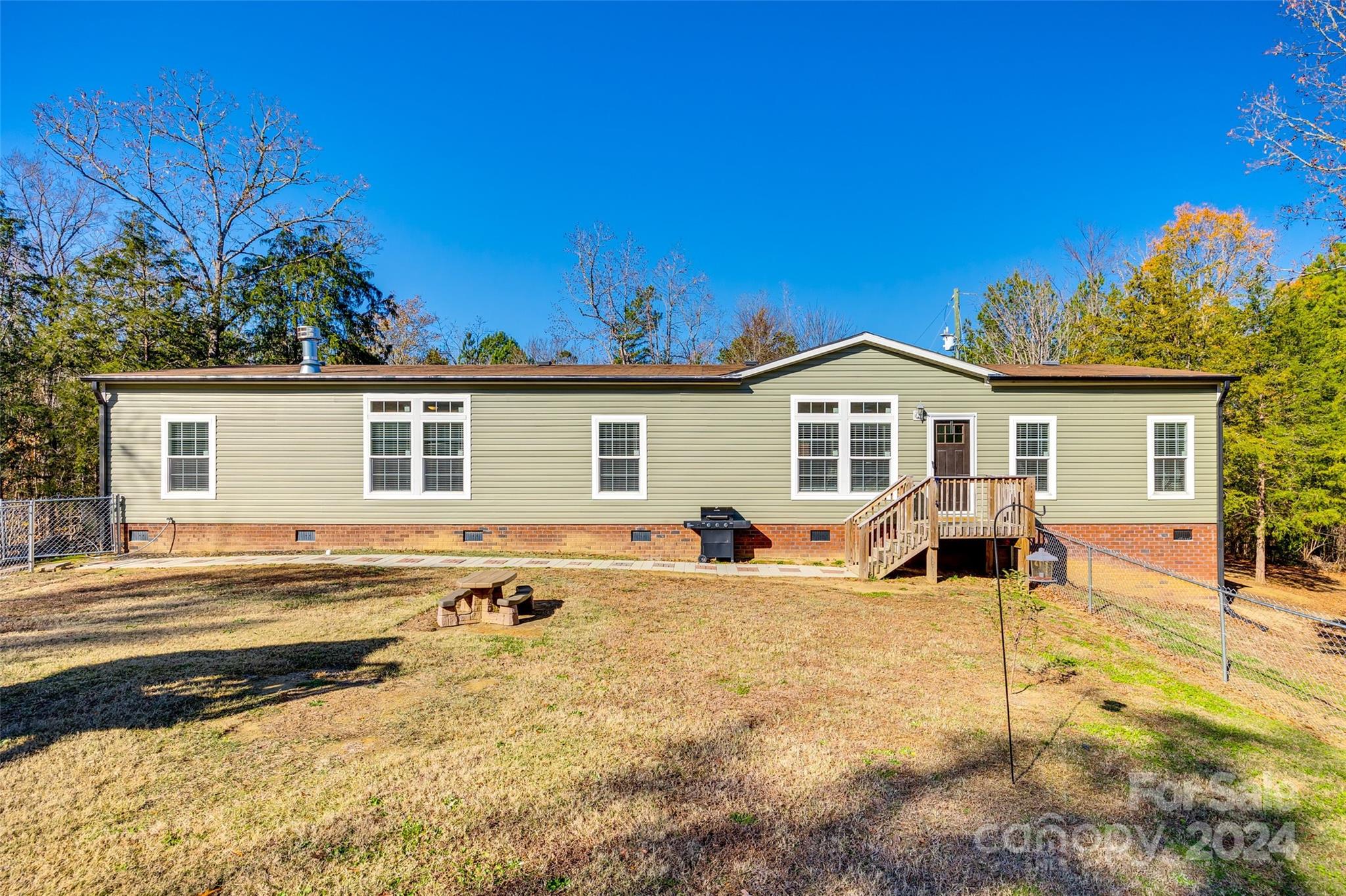 Colony Acres - Residential