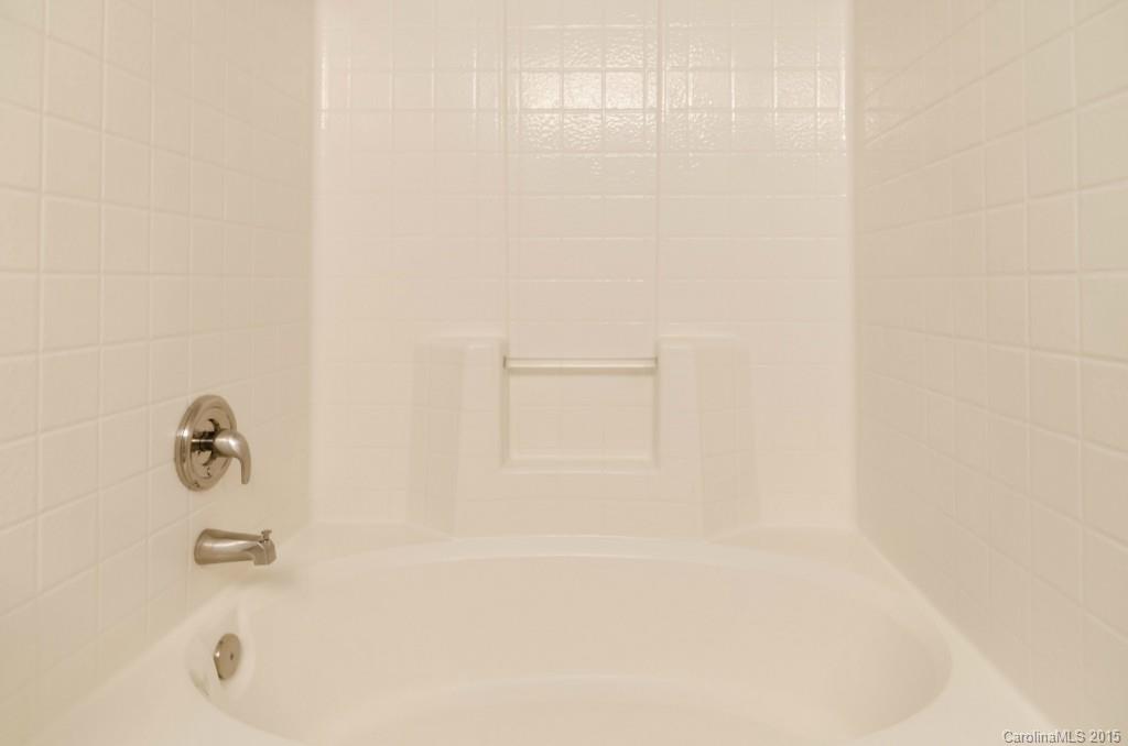 Avery Lake - Residential