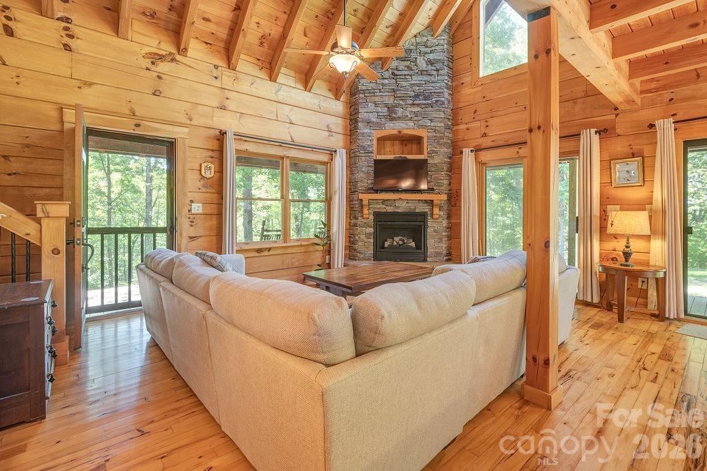 Cane Creek Mountain - Residential