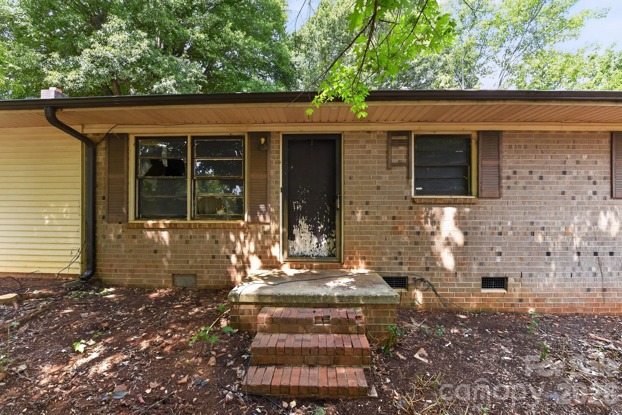 Meadowbrook Village - Residential