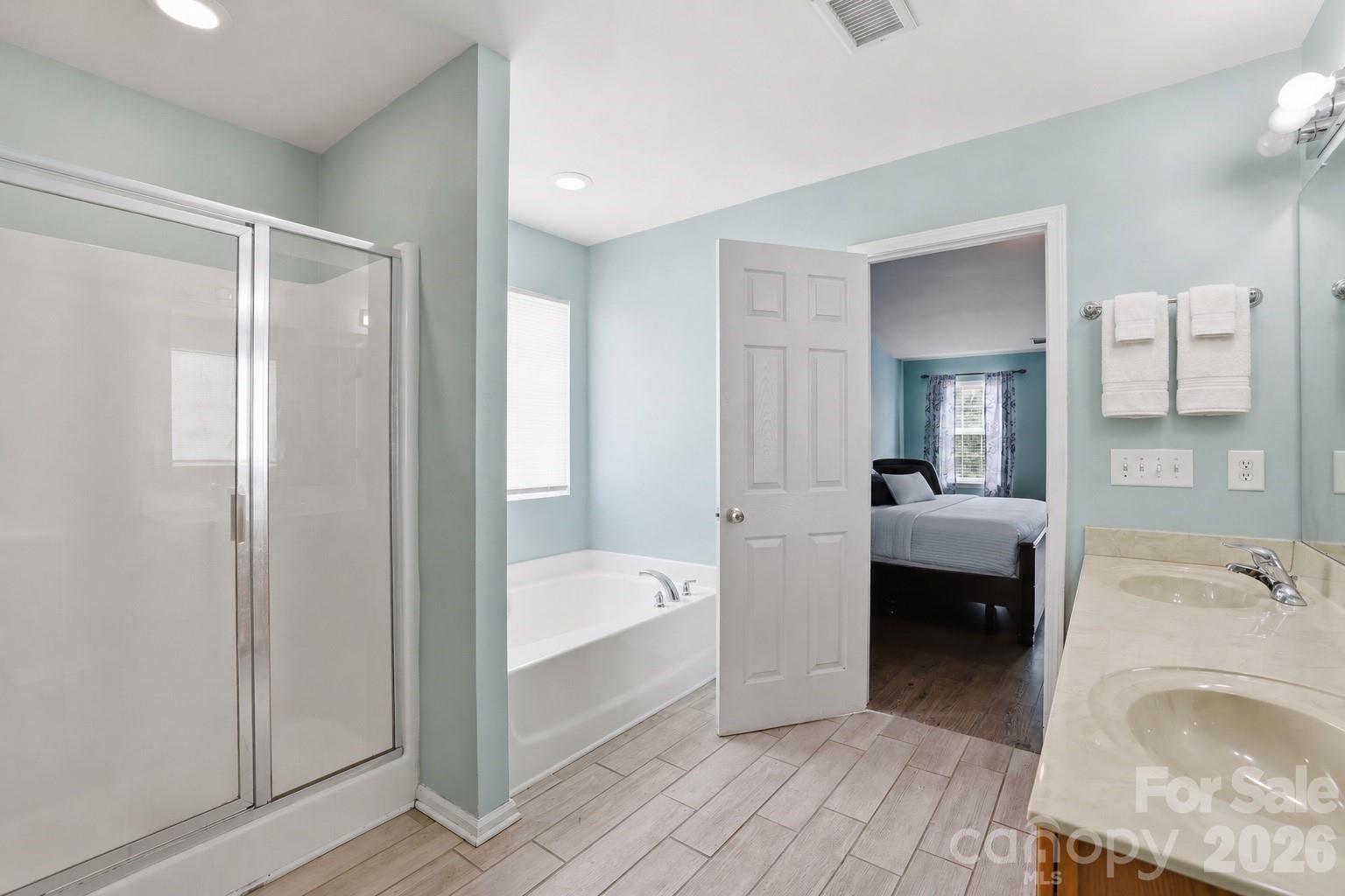 Applegate - Residential