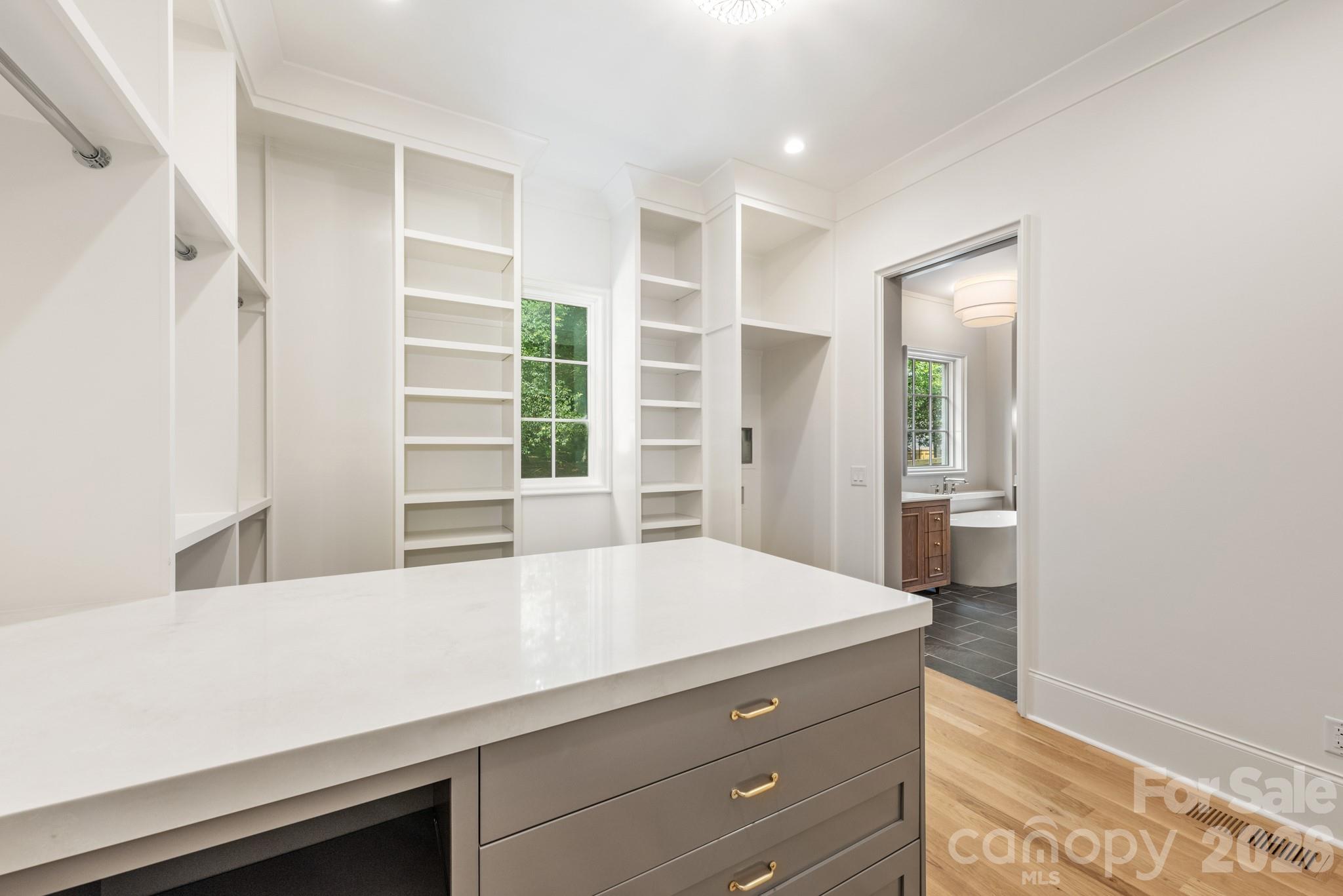 Jefferson Park - Residential