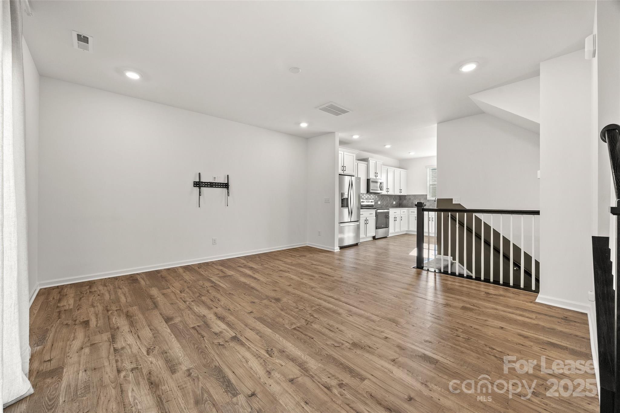 Villages At Mallard Creek - Residential Lease