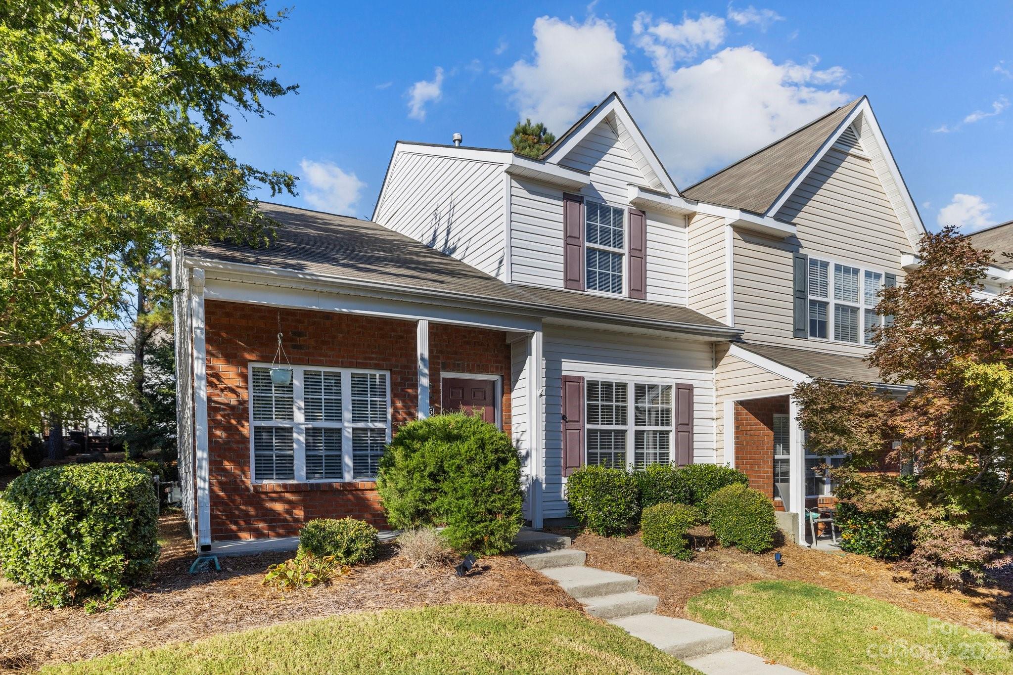 Lexington Commons - Residential