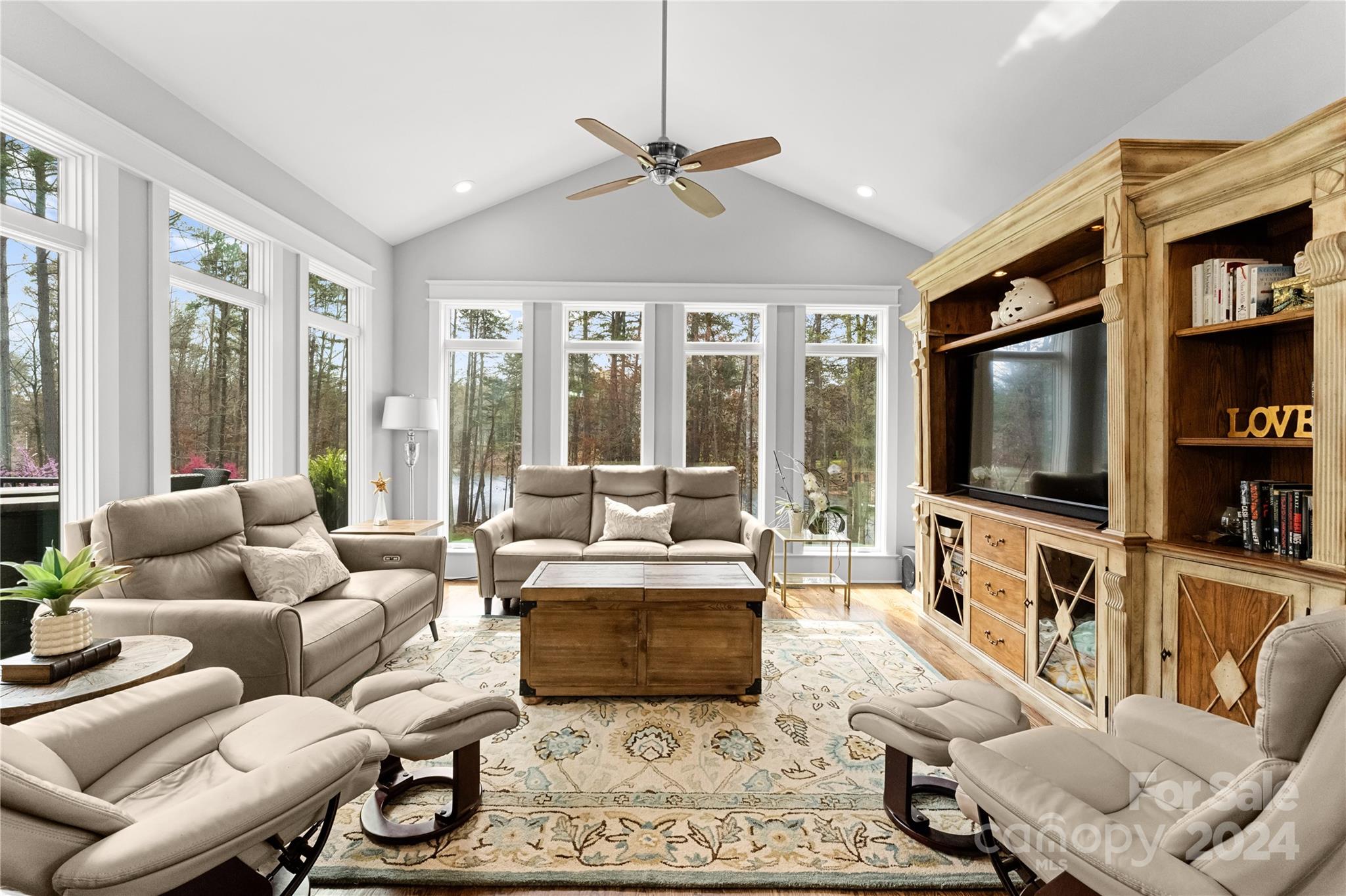 Chesapeake Pointe - Residential