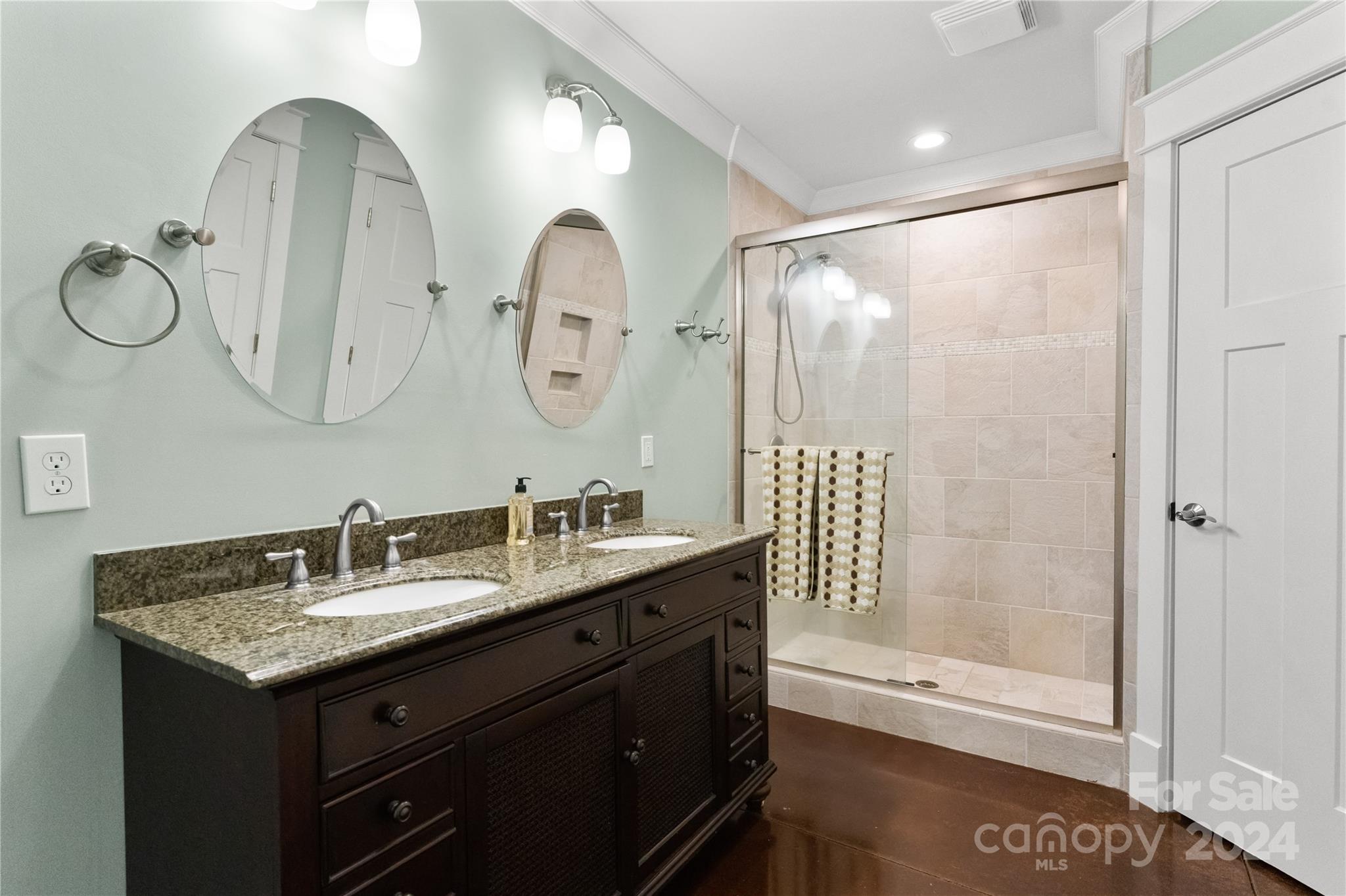 Chesapeake Pointe - Residential