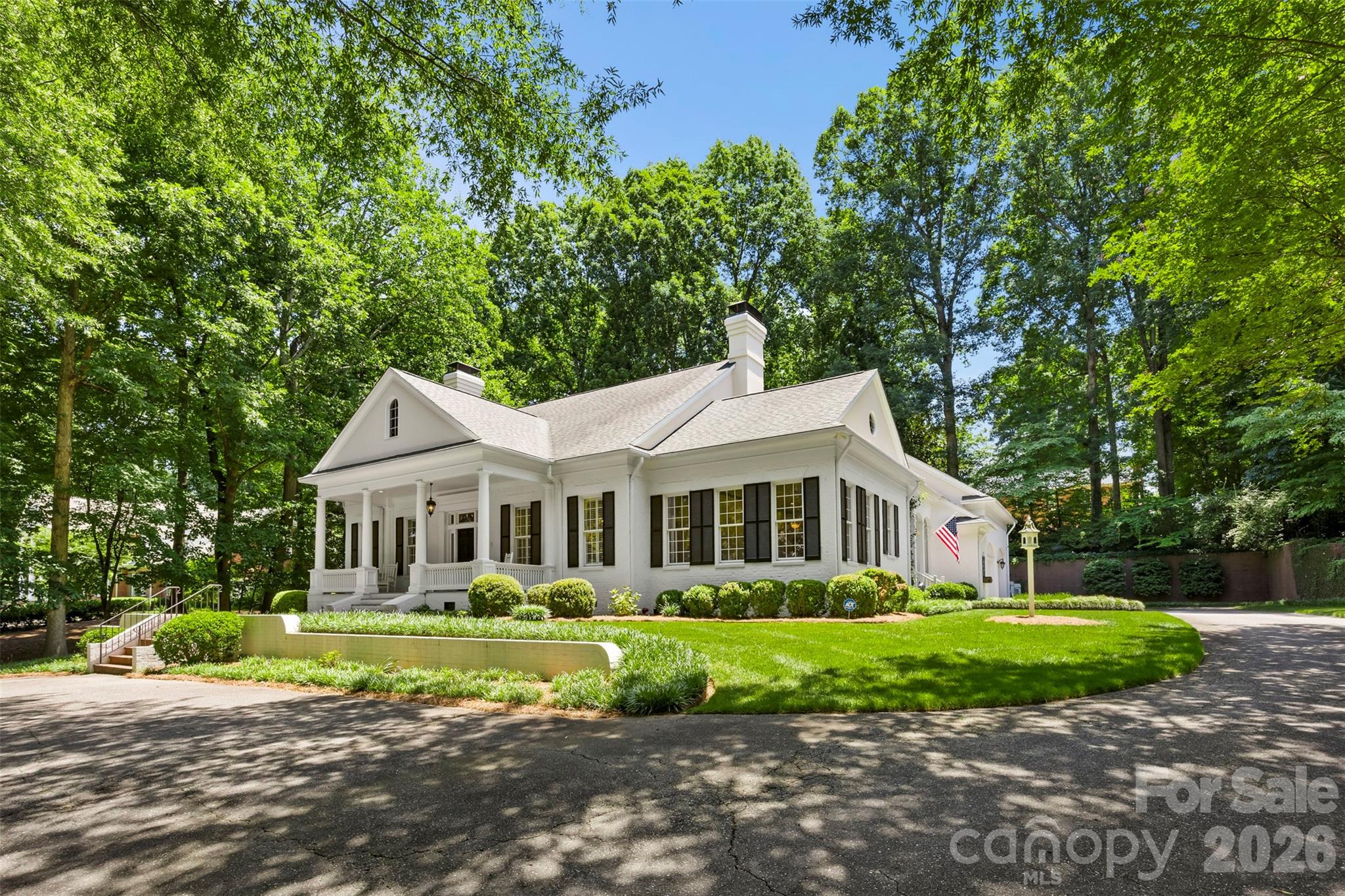 Country Club Estates - Residential