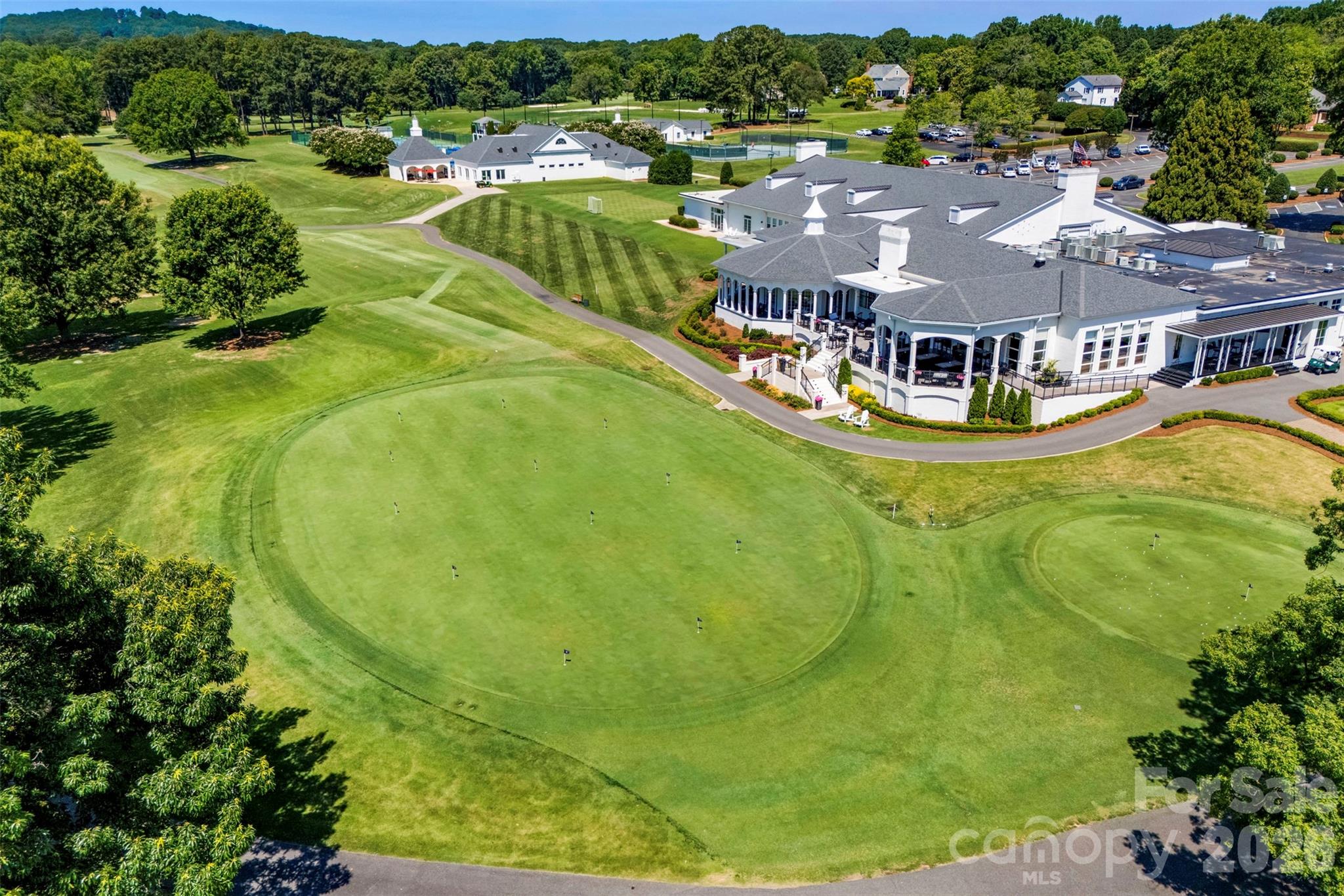 Country Club Estates - Residential