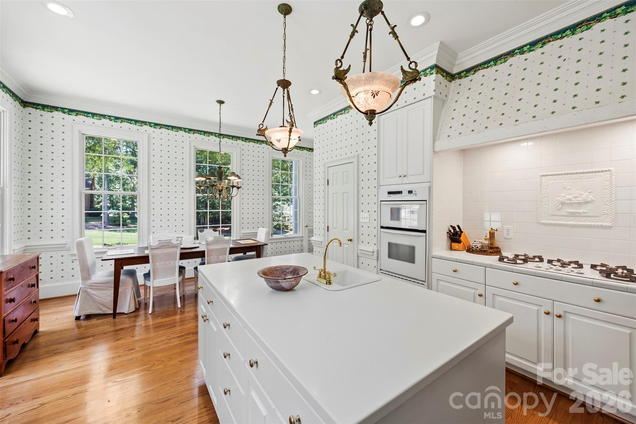 Country Club Estates - Residential