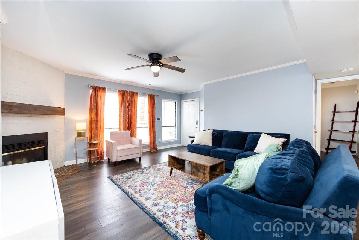 Sharon Place - Residential