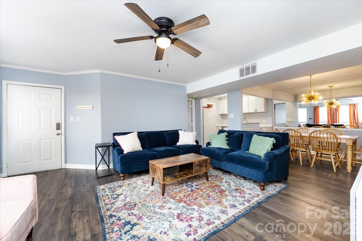 Sharon Place - Residential