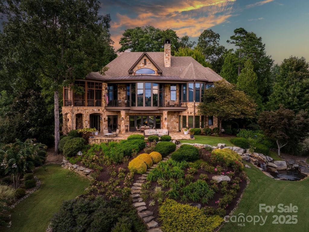 Cliffs Valley - Residential