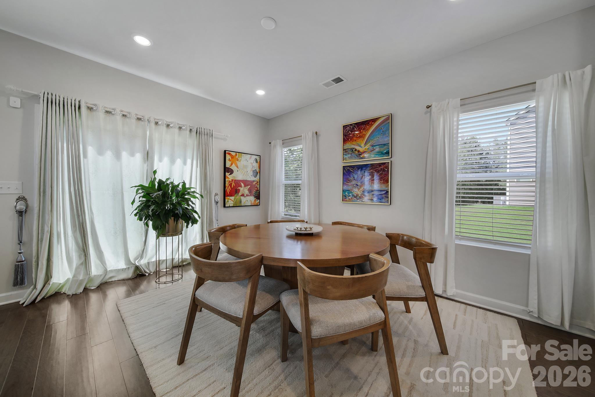 Anniston Chase - Residential