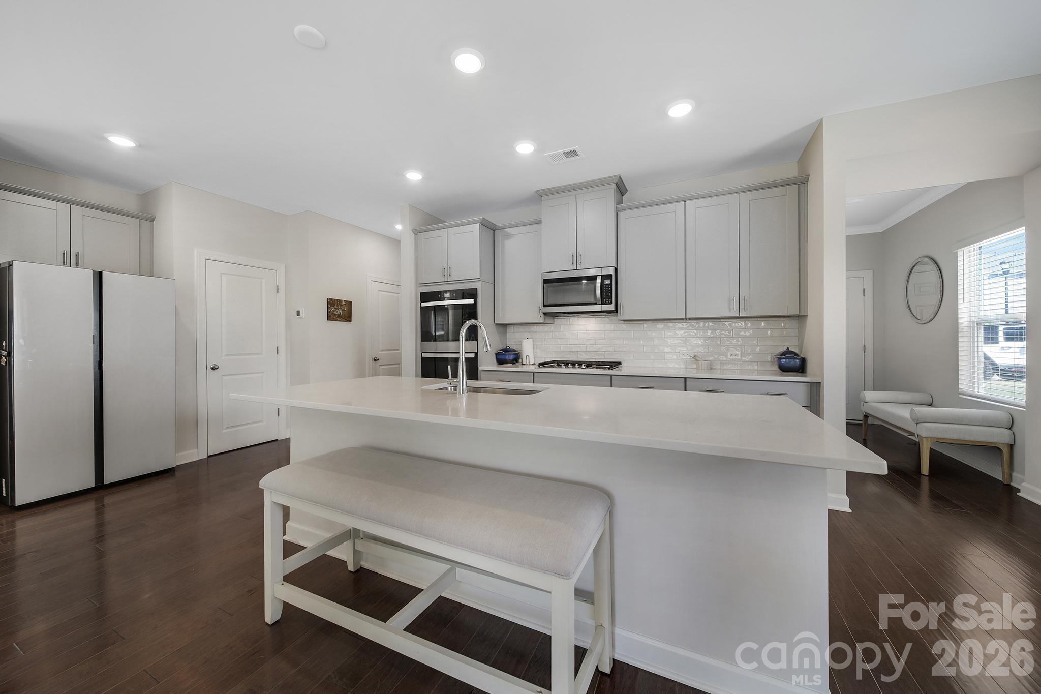 Anniston Chase - Residential