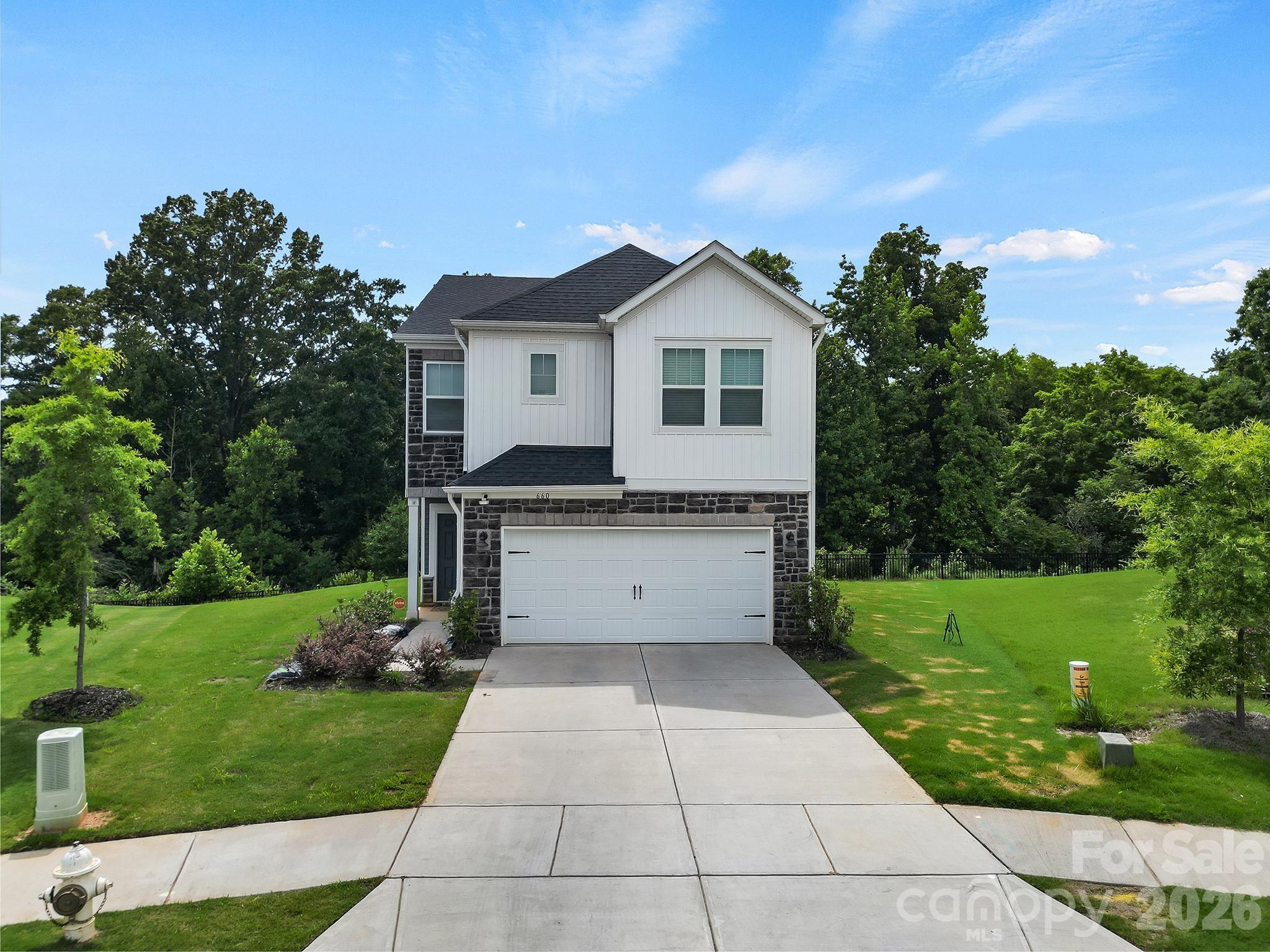 Anniston Chase - Residential