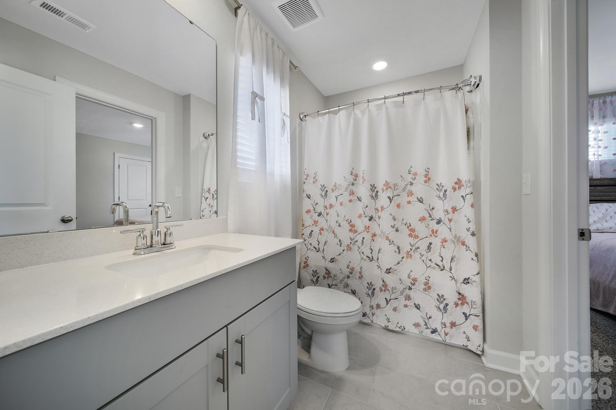 Anniston Chase - Residential