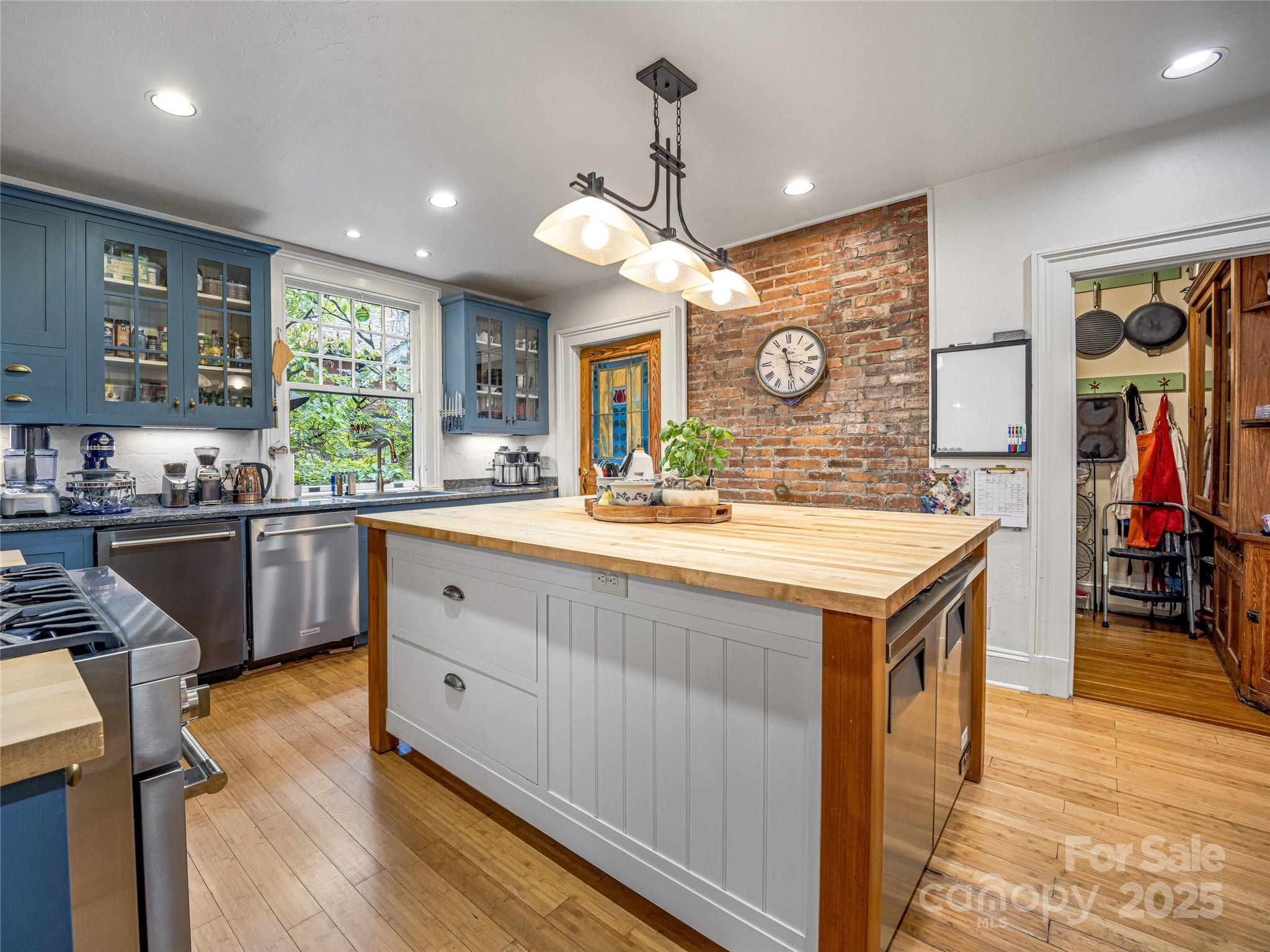 Montford - Residential
