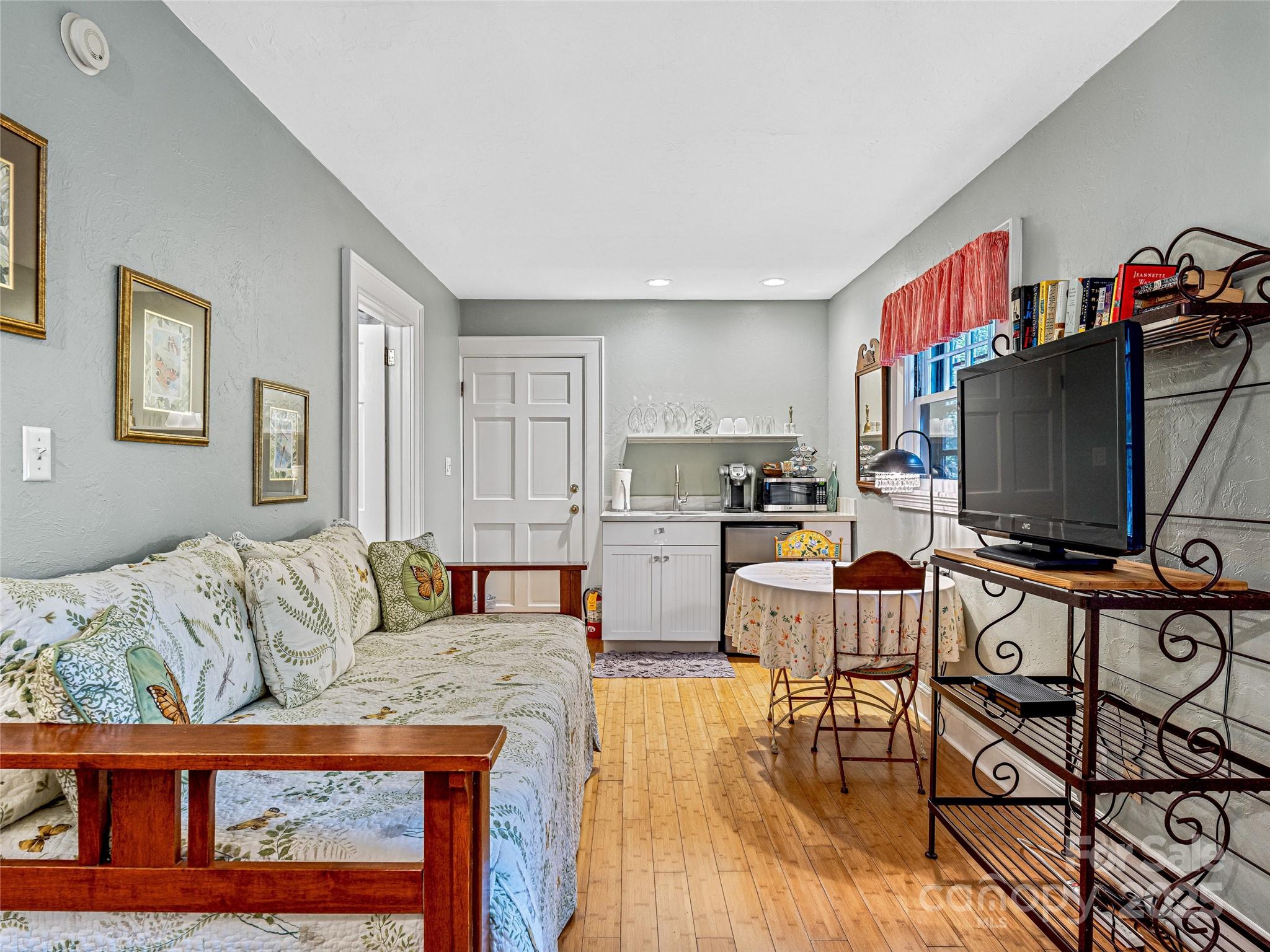 Montford - Residential