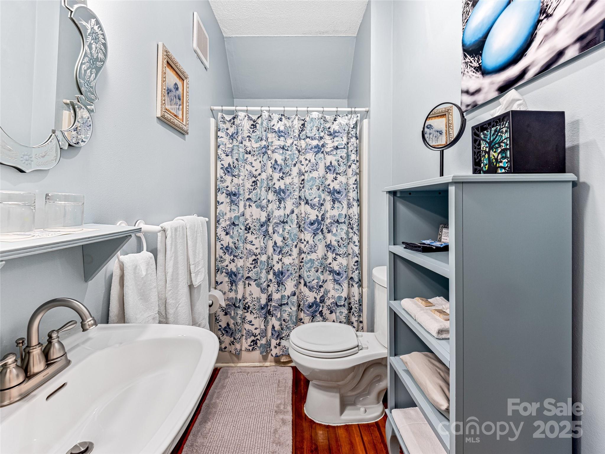 Montford - Residential