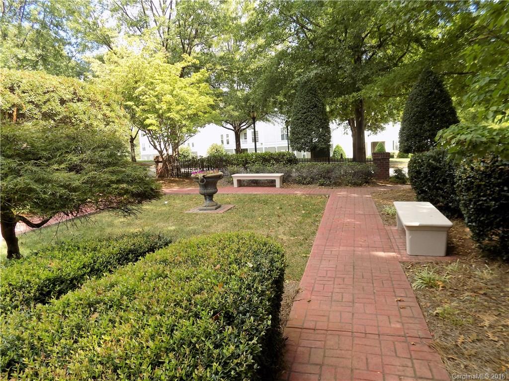 Oakhurst - Residential