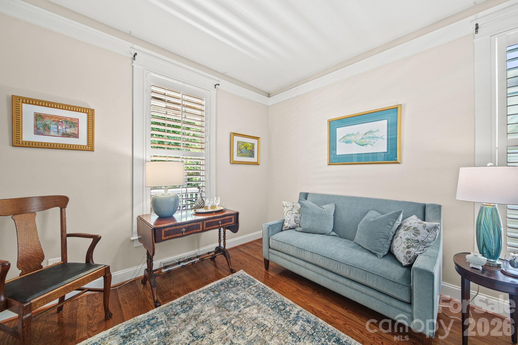 The Oaks on Providence - Residential