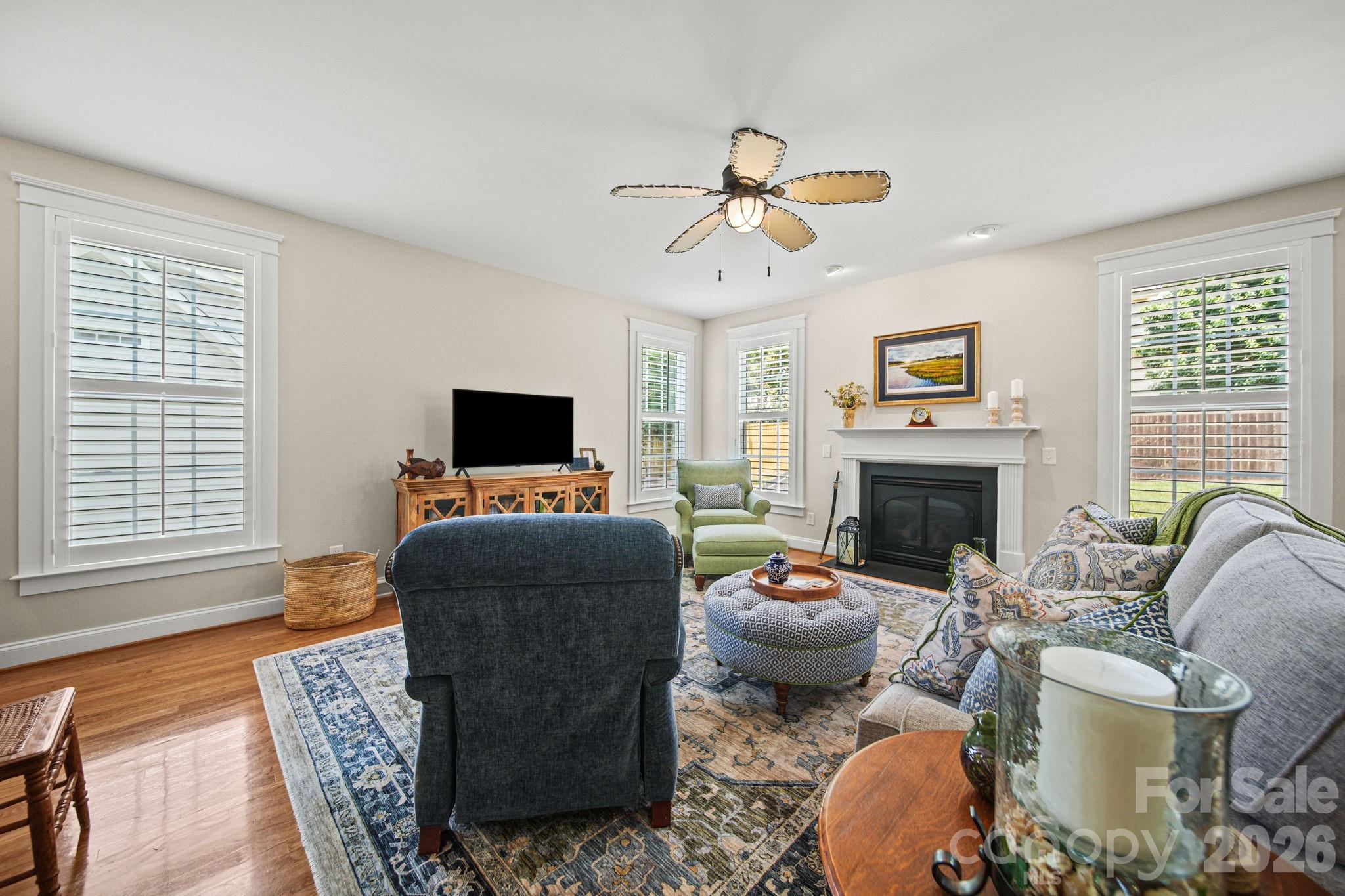 The Oaks on Providence - Residential