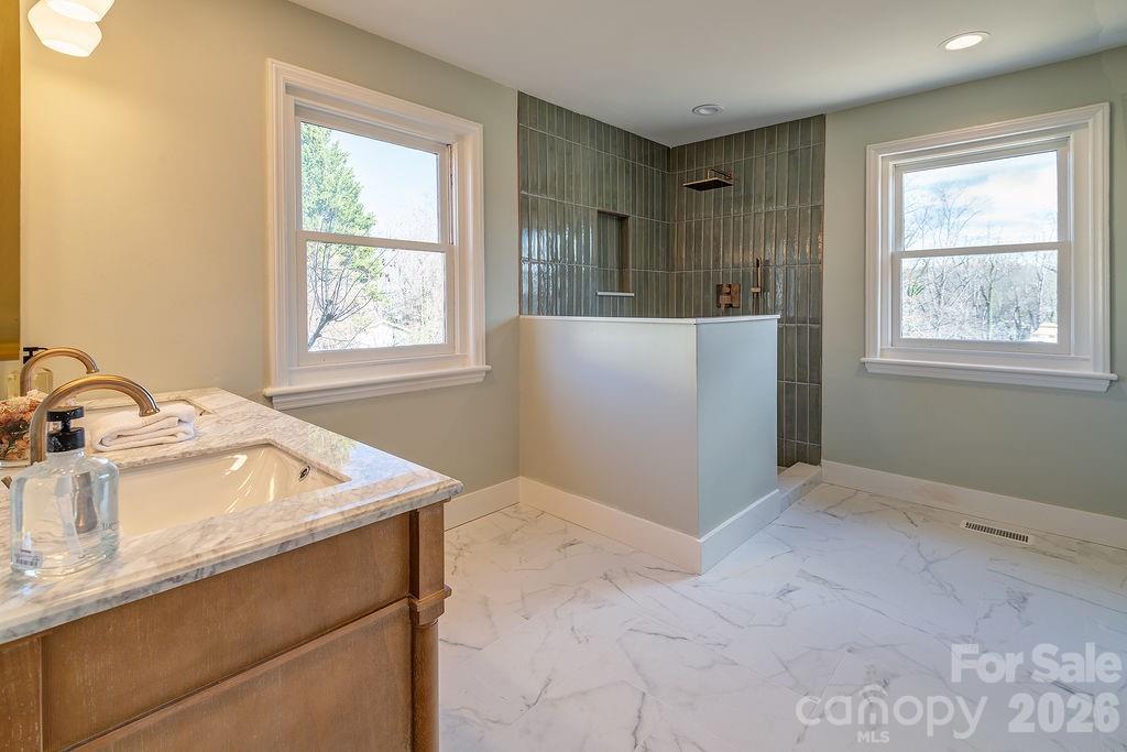 Haw Creek - Residential