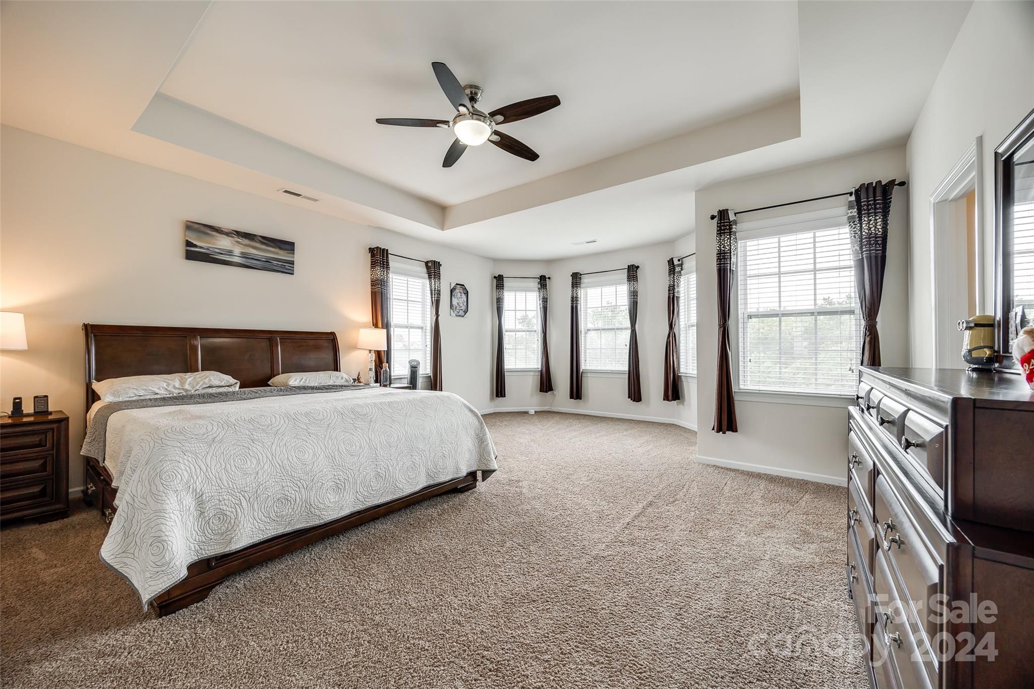 Hawks Creek - Residential