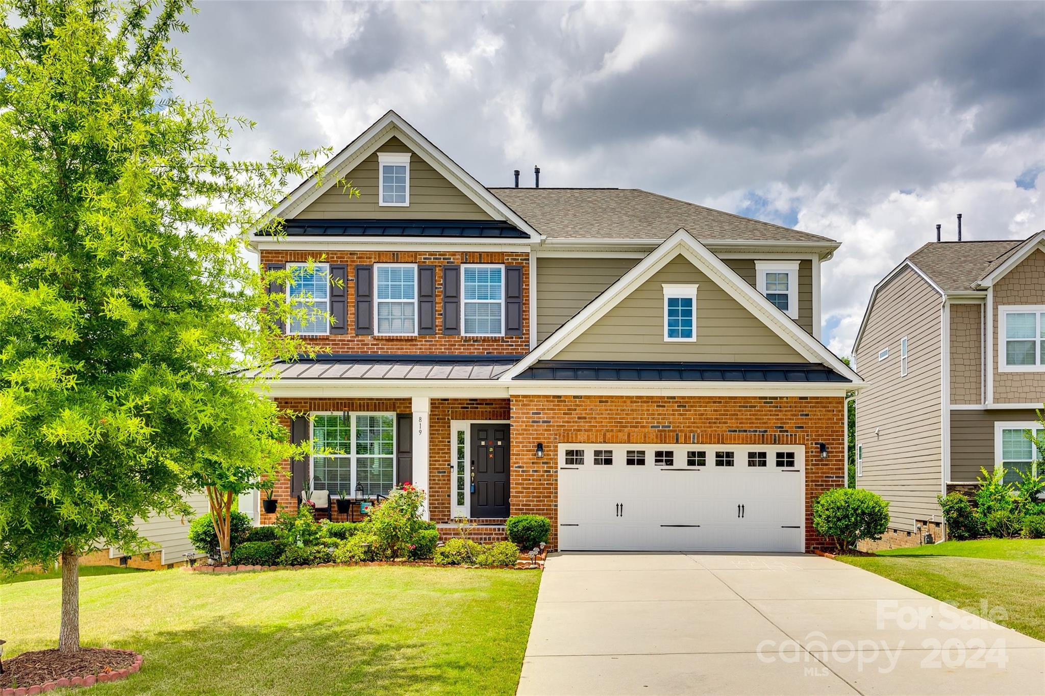 Welcome to your dream home in the heart of the coveted Fort Mill School District!   Located in Hawks Creek subdivision which is conveniently located to I-77, Tega Cay & 20 minutes to the airport.  This stunning 4-bedroom, 3 full bath, built in 2016, offers 3,002 square feet. From the moment you step inside, you'll be captivated by the open floor plan, perfect for modern living and entertaining.
Imagine cooking up a storm in your spacious kitchen, complete with a large island, granite countertops, and a walk-in pantry that will make all your storage dreams come true. The expansive bonus room upstairs is your canvas – whether it's a game room, home theater, or personal retreat.  The second-floor primary suite is a haven of relaxation with plenty of space to unwind after a long day. Freshly painted on the outside, this home boasts curb appeal.  Check out the fabulous HOA perks – dive into the community pool for some fun and relaxation under the sun.
Home has a charging port for EVs