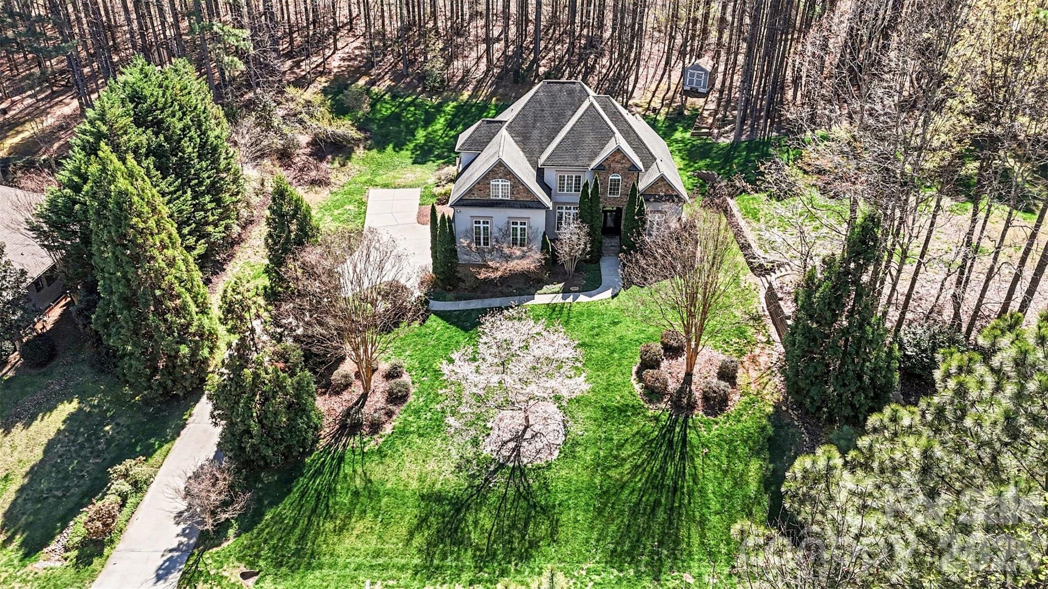 Winding Forest - Residential