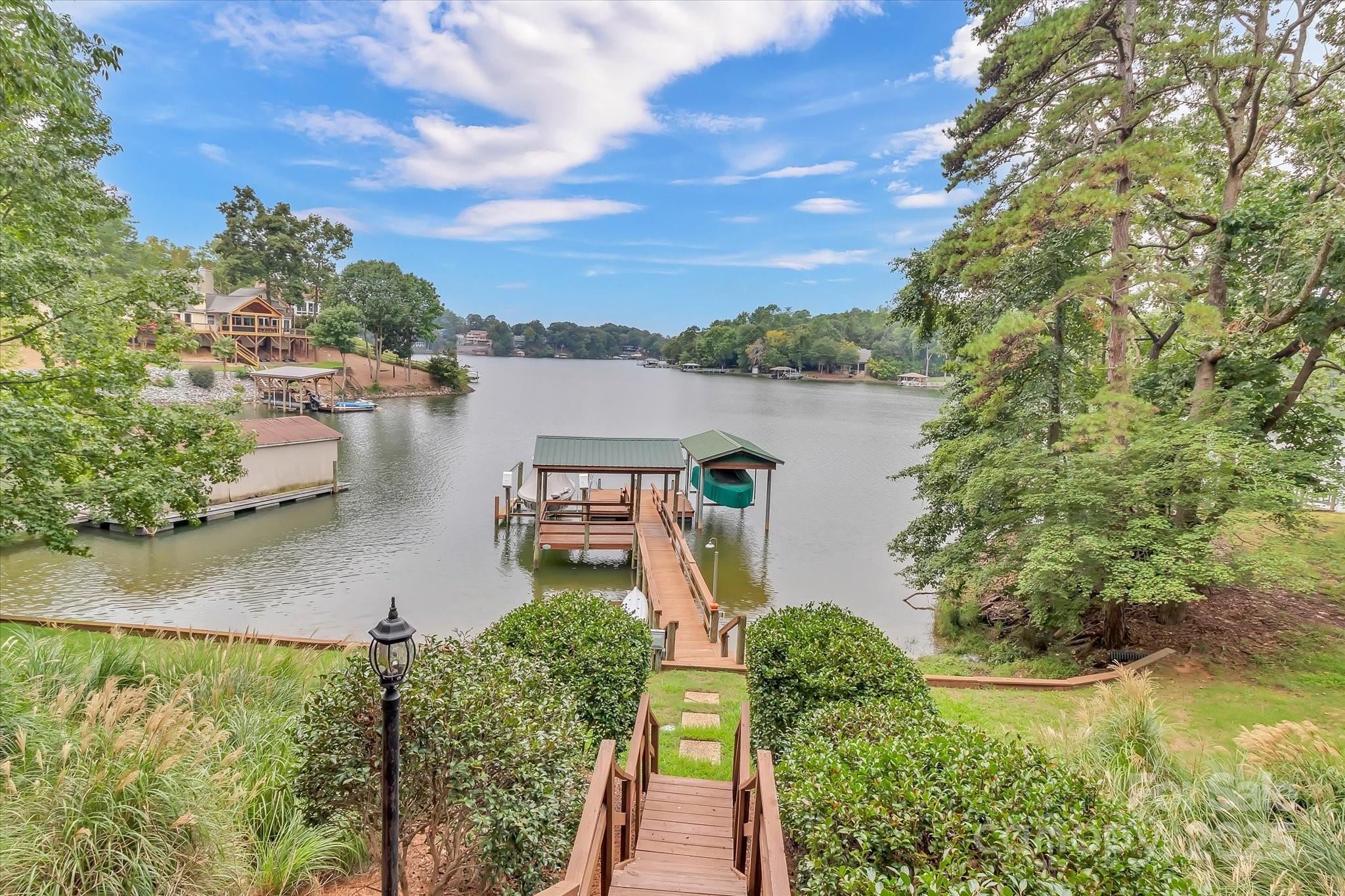 Tega Cay - Residential