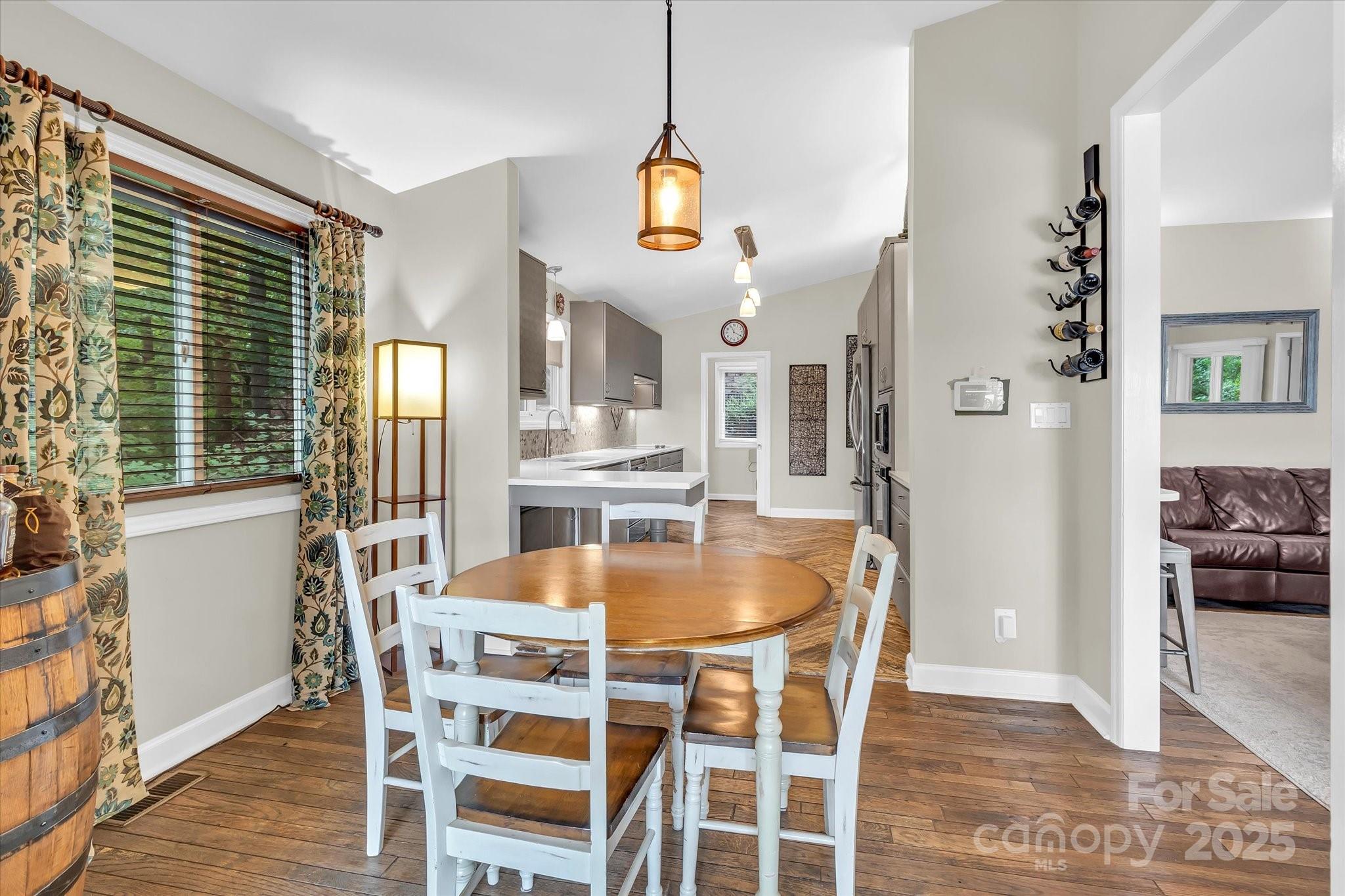Tega Cay - Residential