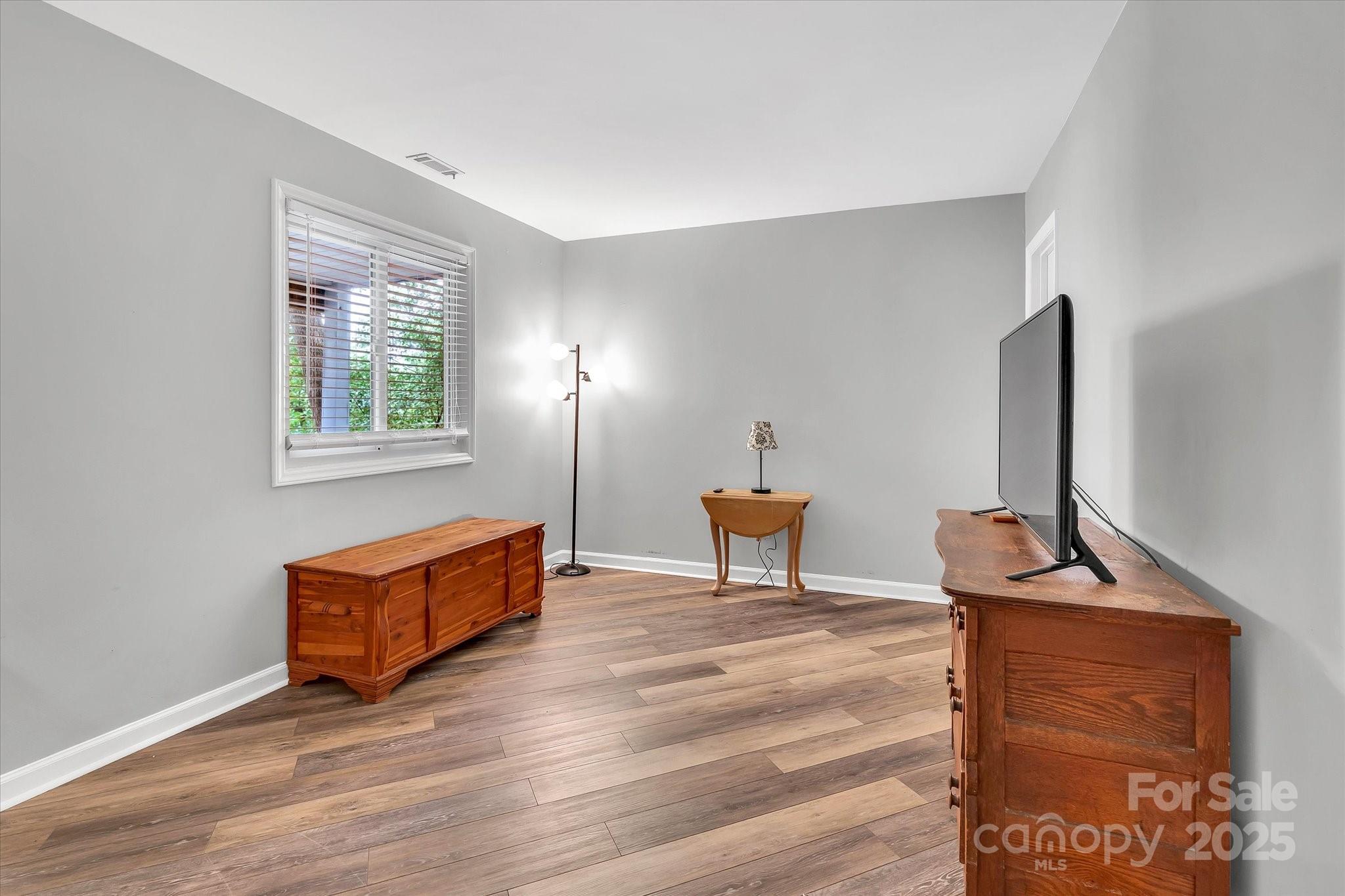 Tega Cay - Residential