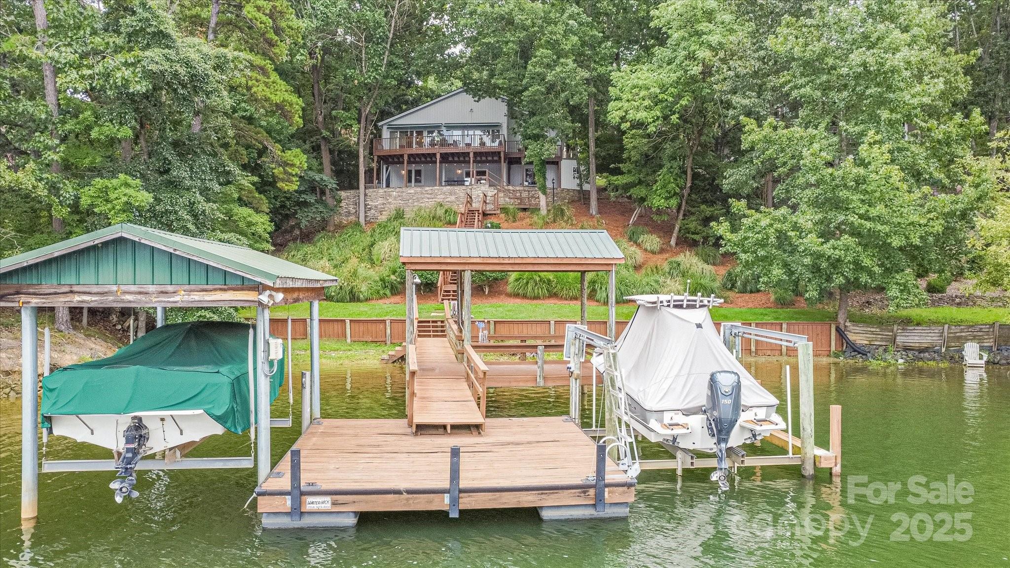 Tega Cay - Residential