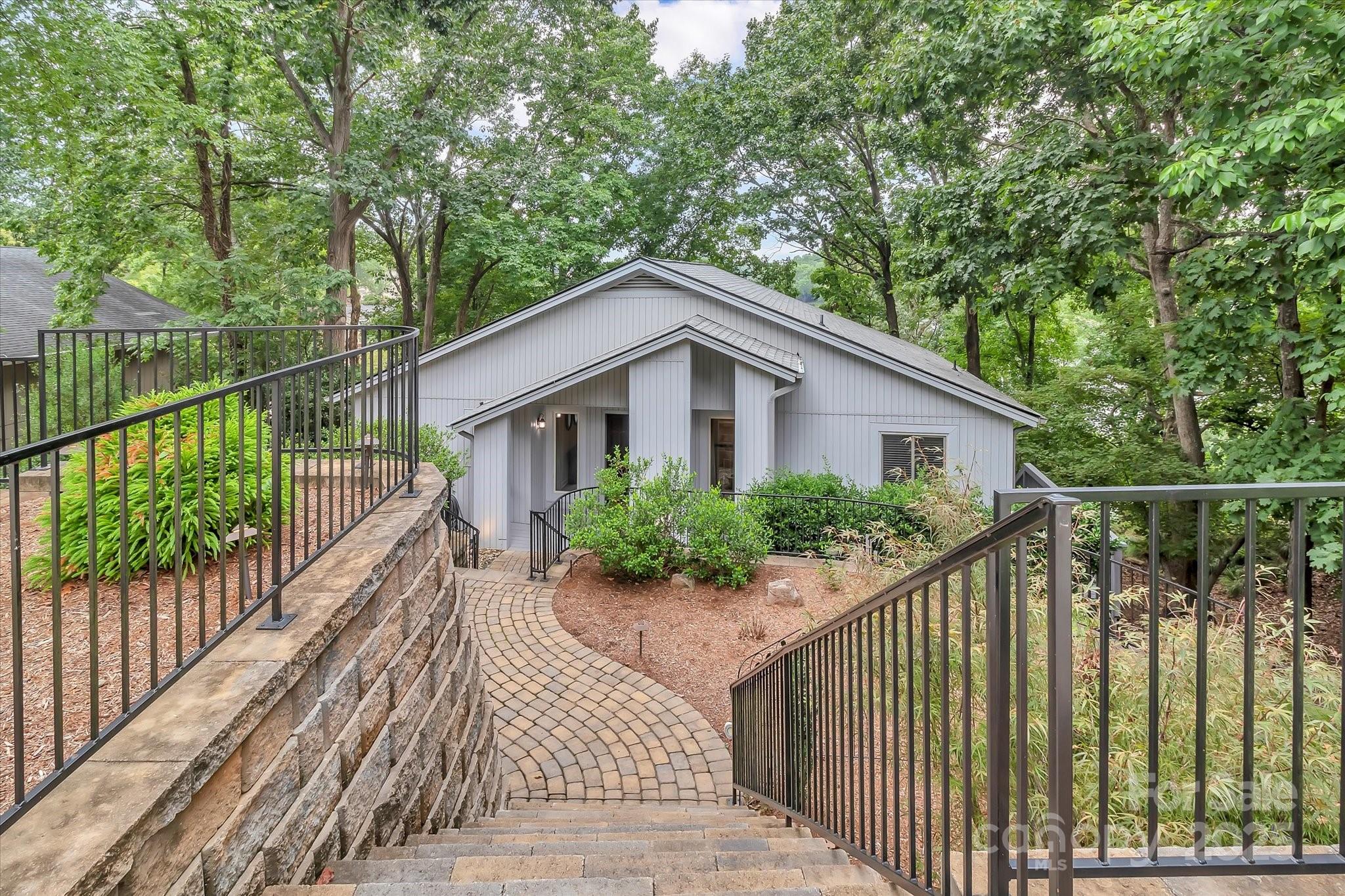 Tega Cay - Residential